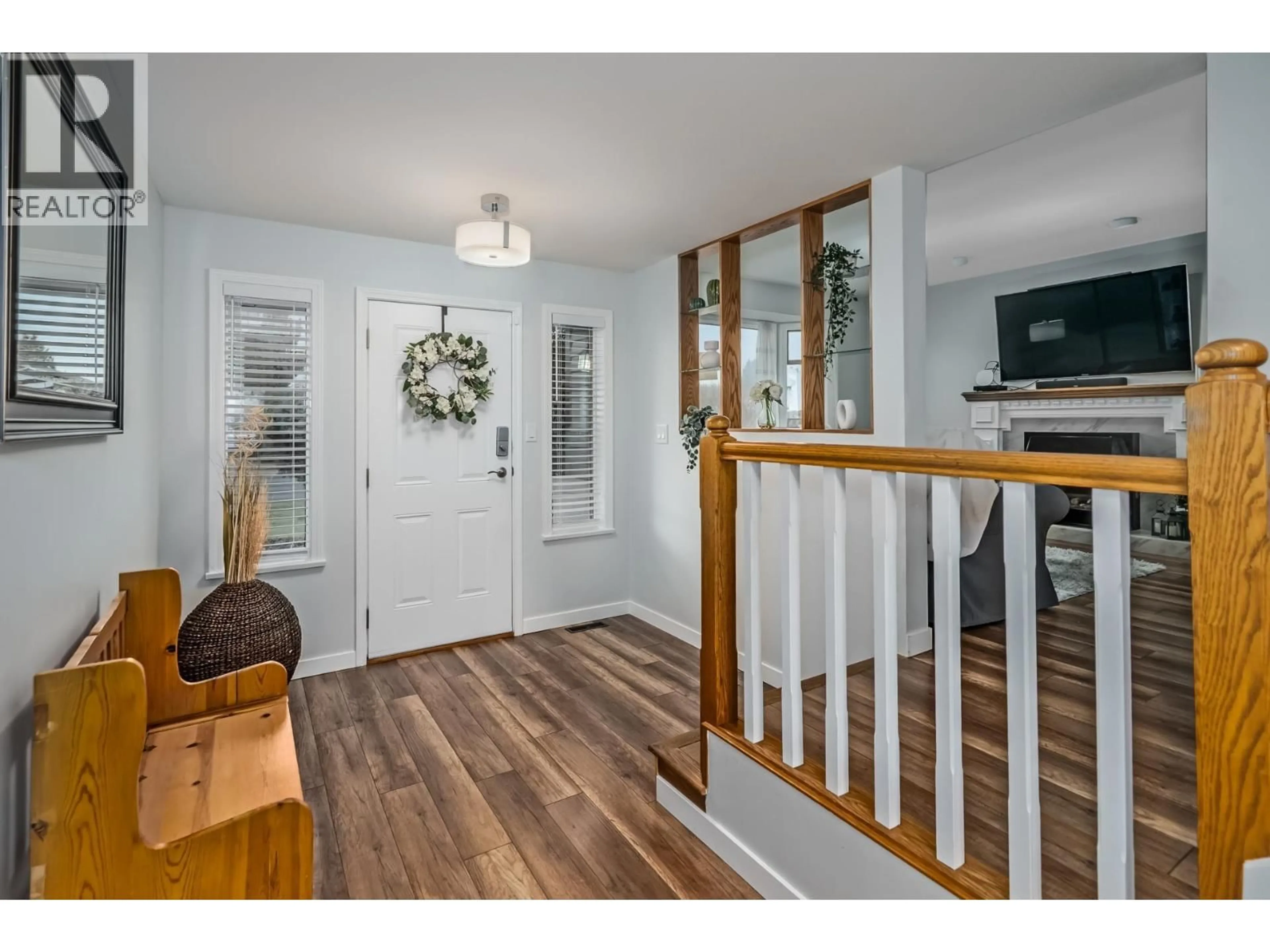 Indoor entryway for 4645 46A STREET, Delta British Columbia V4K2M7