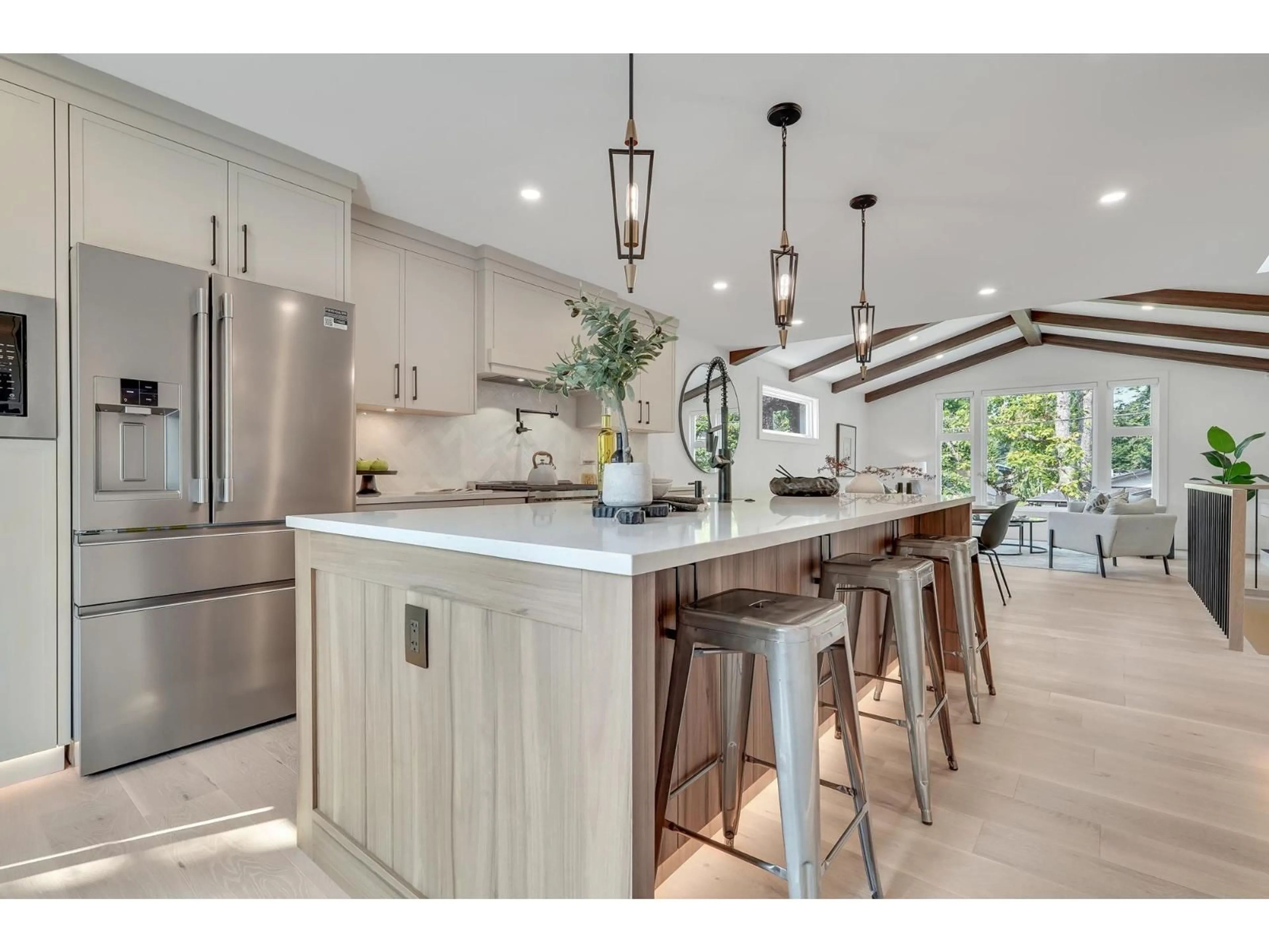 Open concept kitchen, unknown for 12660 14B AVENUE, Surrey British Columbia V4A1J6