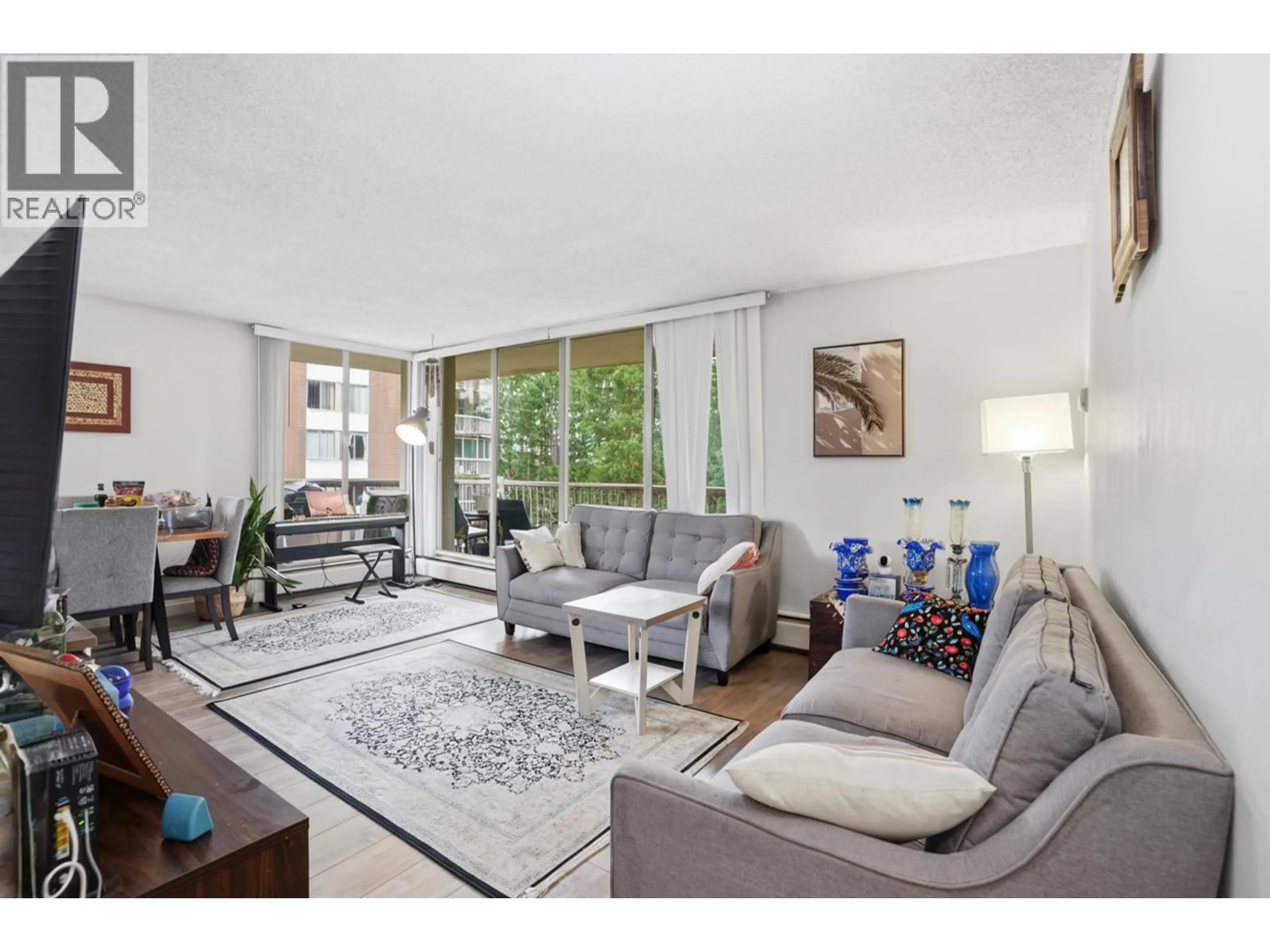 Living room with furniture, unknown for 508 - 2020 FULLERTON AVENUE, North Vancouver British Columbia V7P3G3