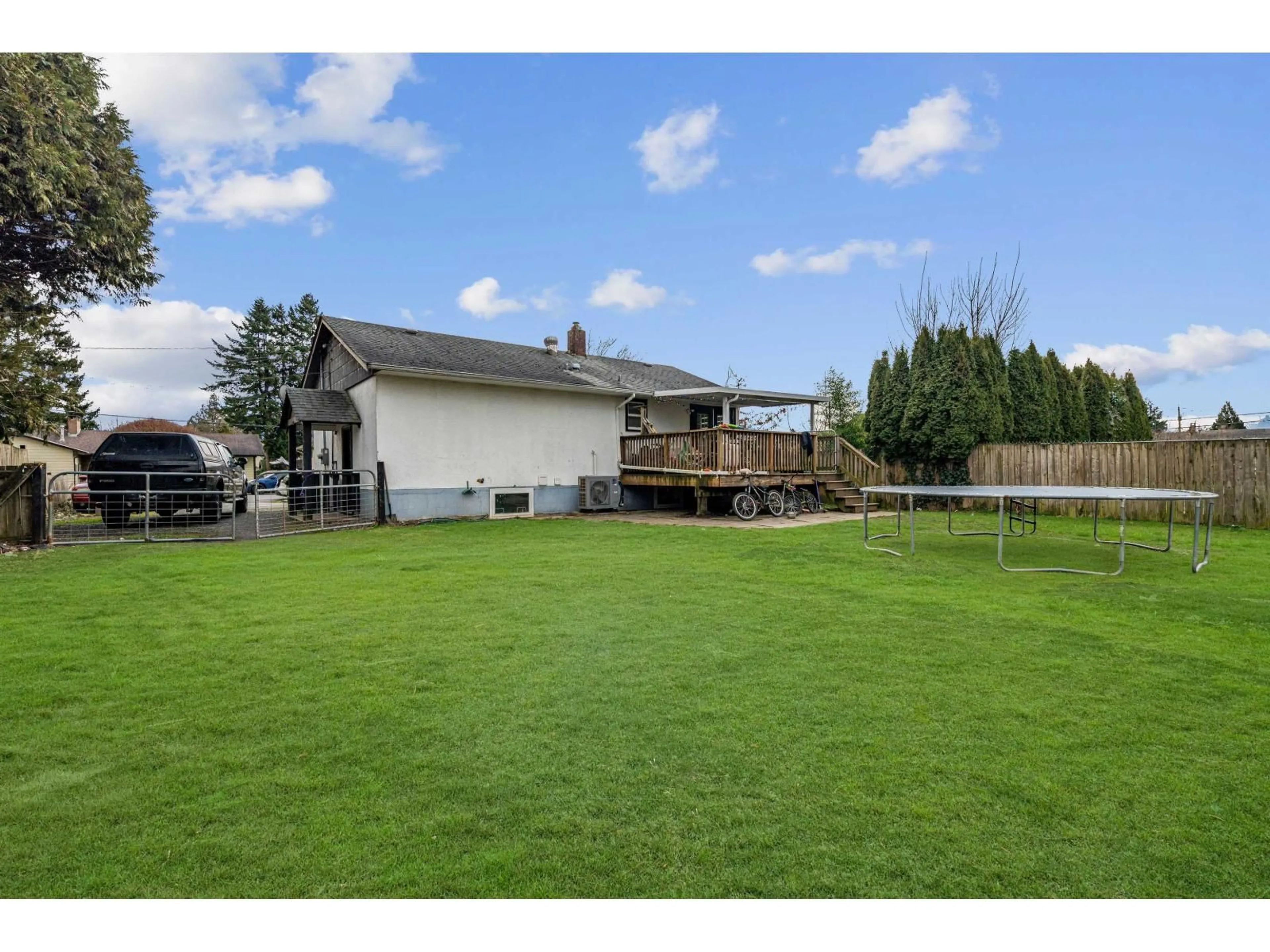 A pic from outside/outdoor area/front of a property/back of a property/a pic from drone, water/lake/river/ocean view for 9433 MENZIES STREET, Chilliwack British Columbia V2P5Z3
