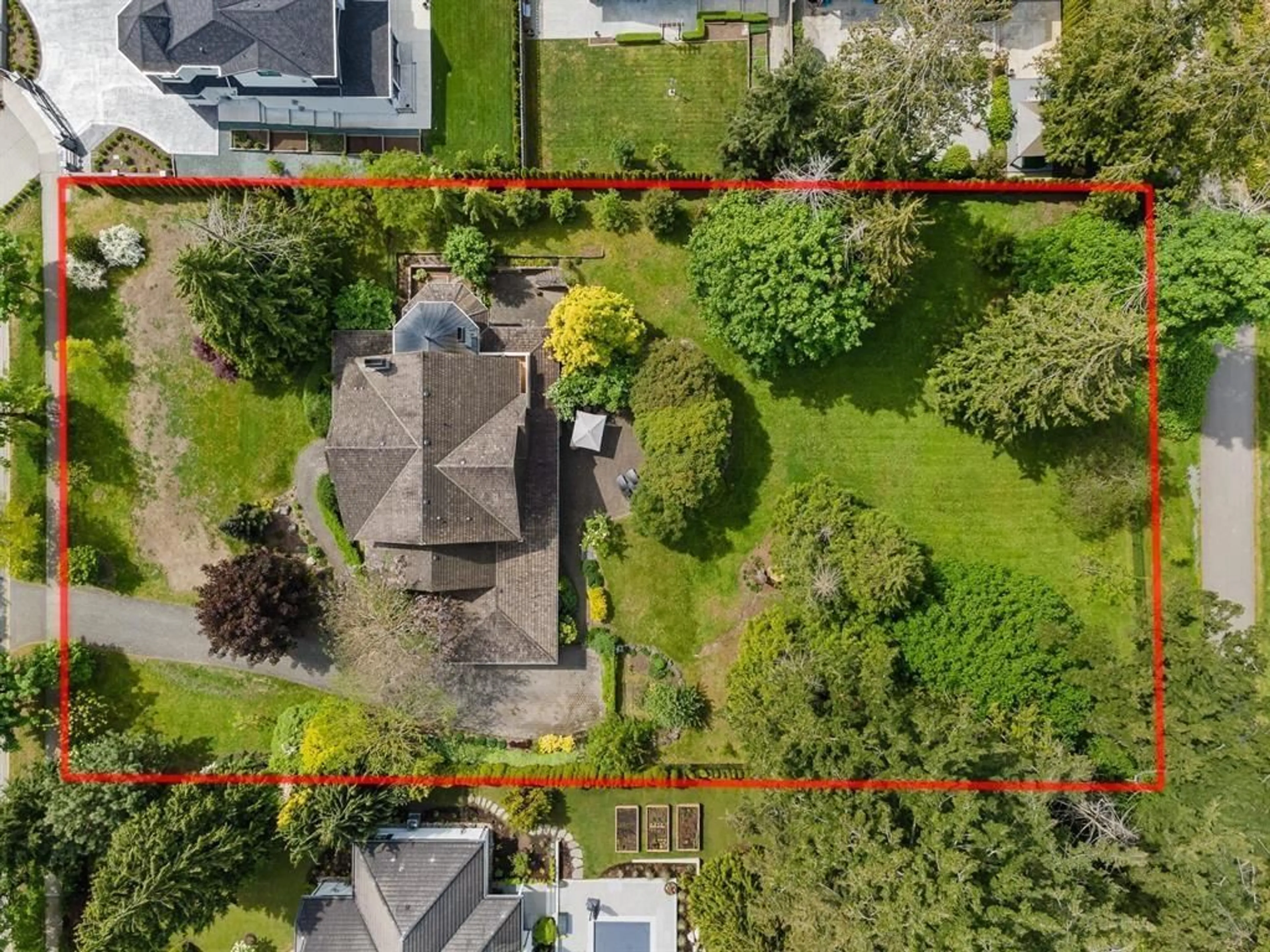 A pic from outside/outdoor area/front of a property/back of a property/a pic from drone, street for 16211 29 AVENUE, Surrey British Columbia V3Z9X4