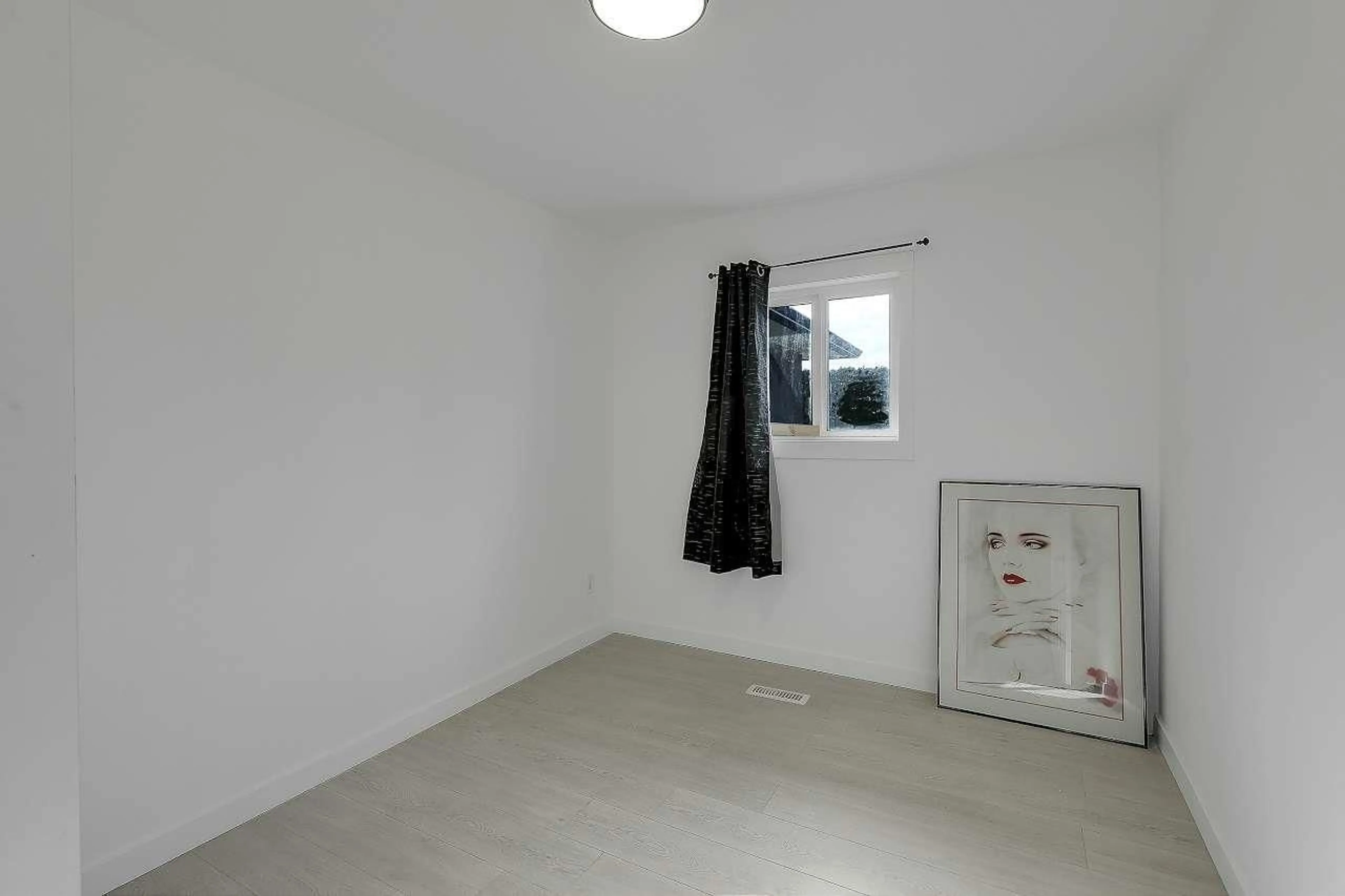 A pic of a room for 45870 HENLEY AVENUE, Chilliwack British Columbia V2P3J9