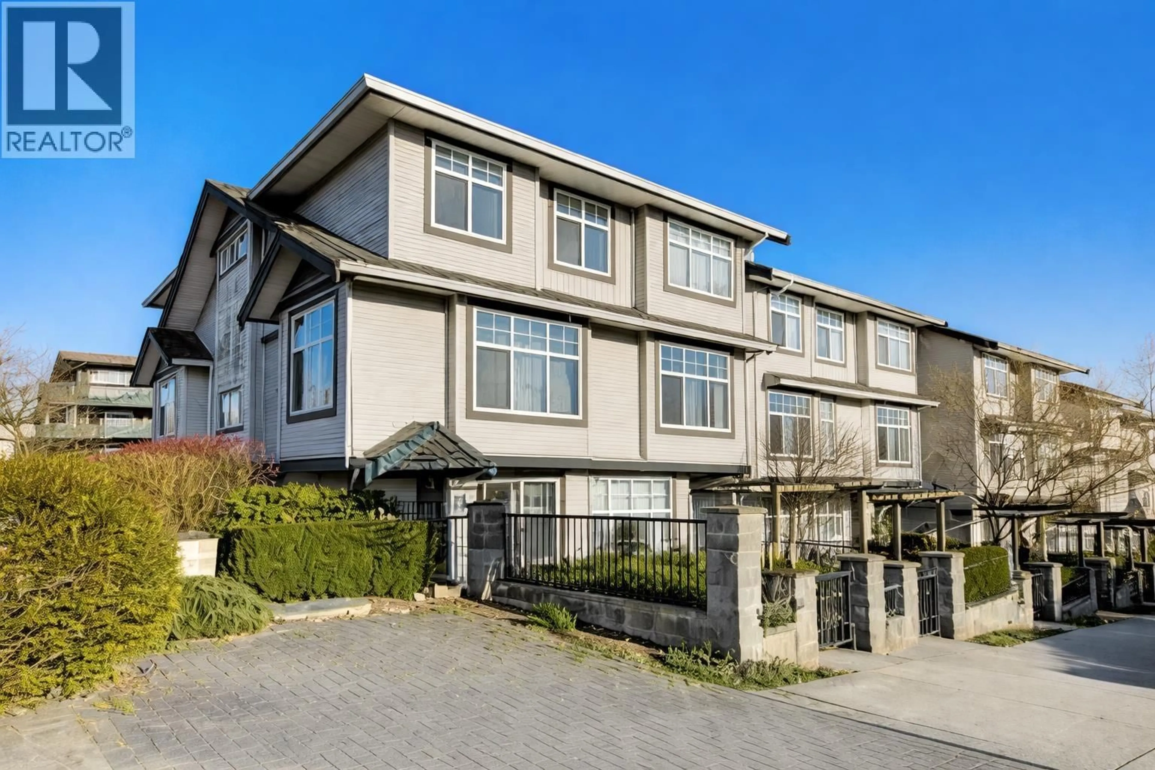 Home with vinyl exterior material, street for 1 - 22466 NORTH AVENUE, Maple Ridge British Columbia V2X9V8