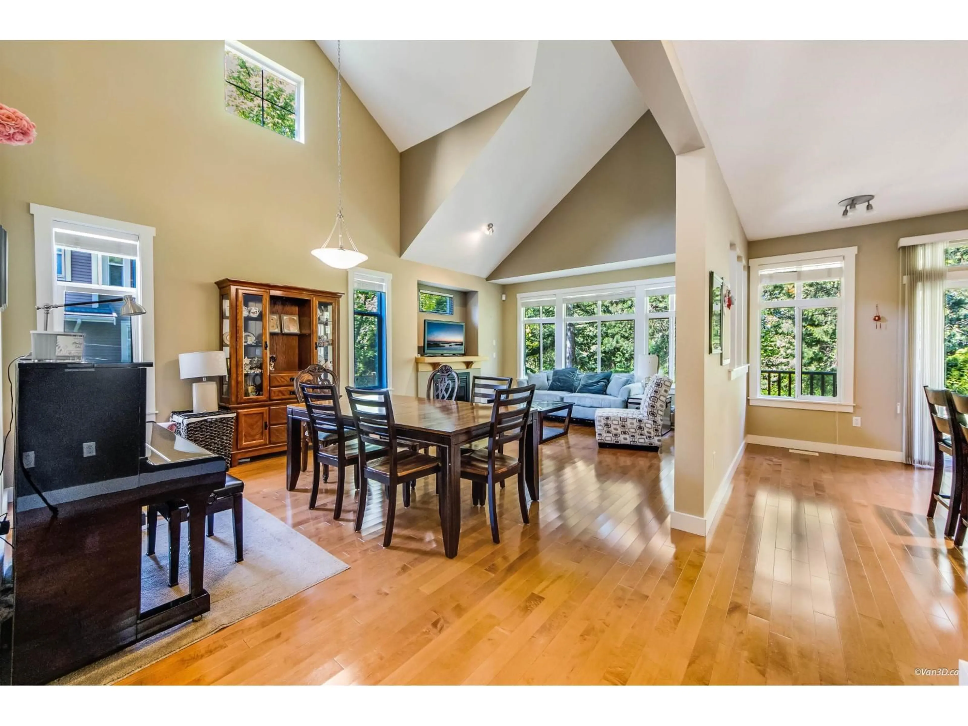 Unknown for 7 - 15255 36 AVENUE, Surrey British Columbia V3Z0Y4