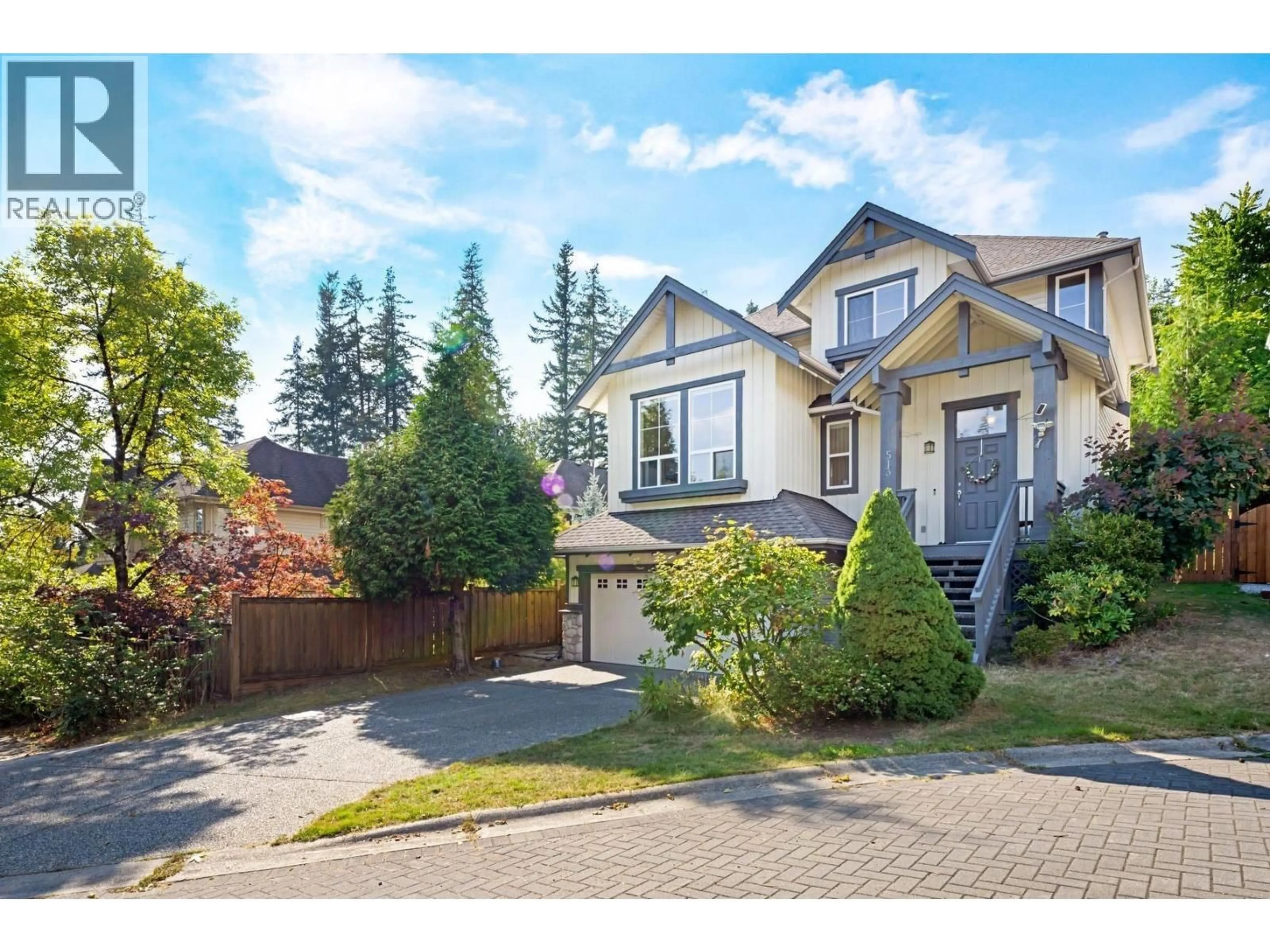 A pic from outside/outdoor area/front of a property/back of a property/a pic from drone, street for 513 FOREST PARKWAY, Port Moody British Columbia V3H5M5