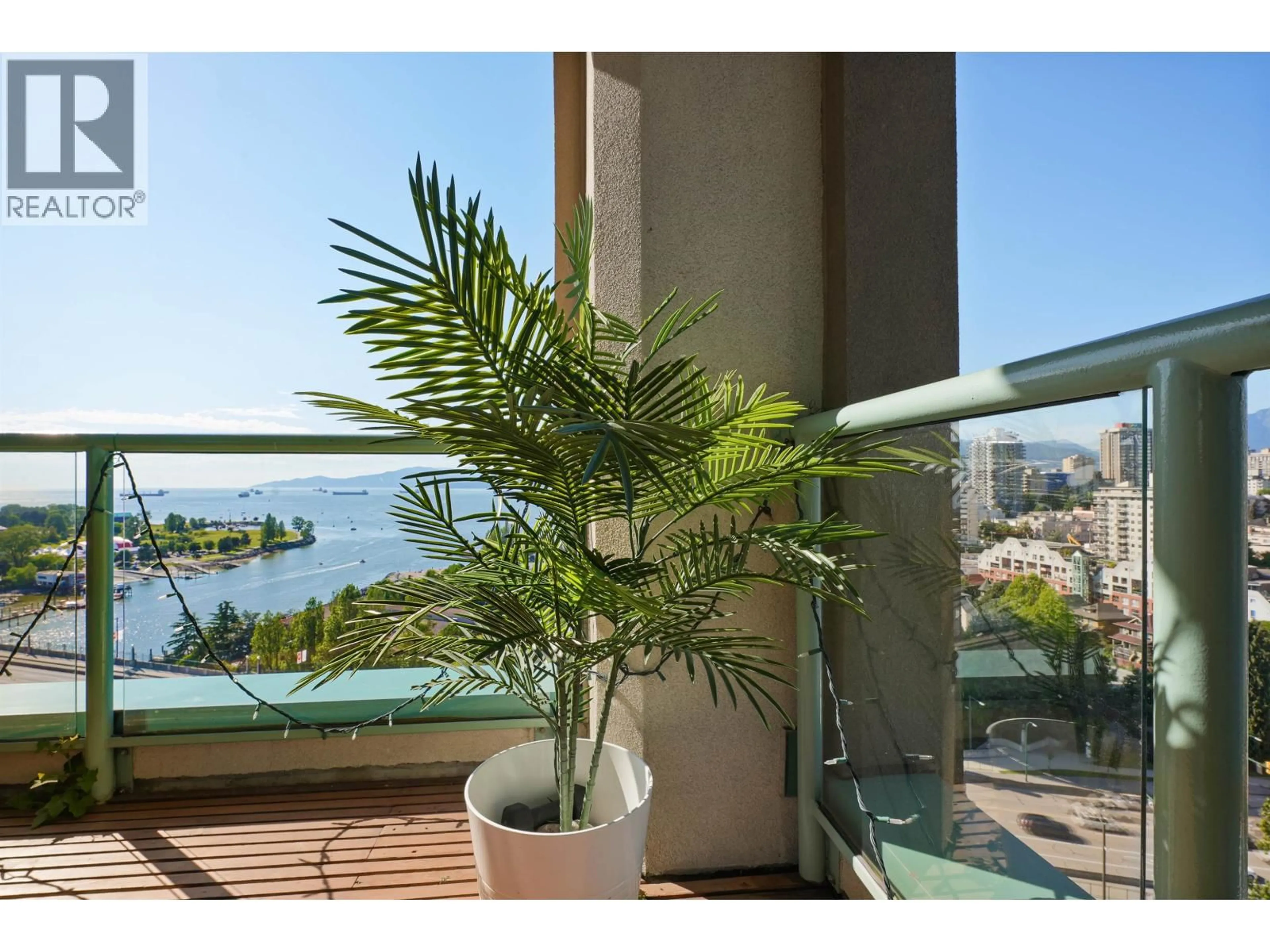 Balcony in the apartment, water/lake/river/ocean view for 2103 - 907 BEACH AVENUE, Vancouver British Columbia V6Z2R3