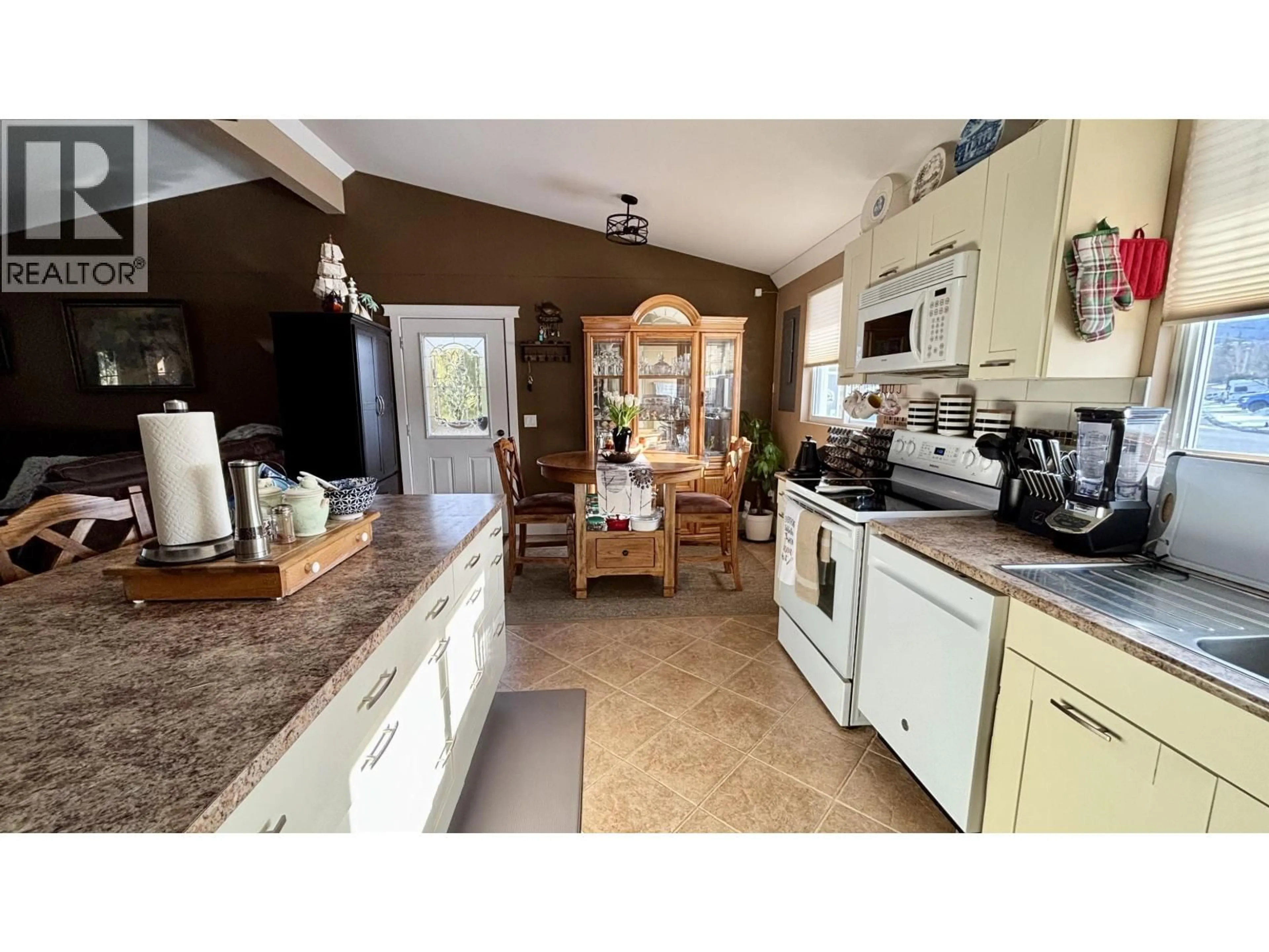 Open concept kitchen, ceramic/tile floor for 60 PLOVER STREET, Kitimat British Columbia V8C1L9