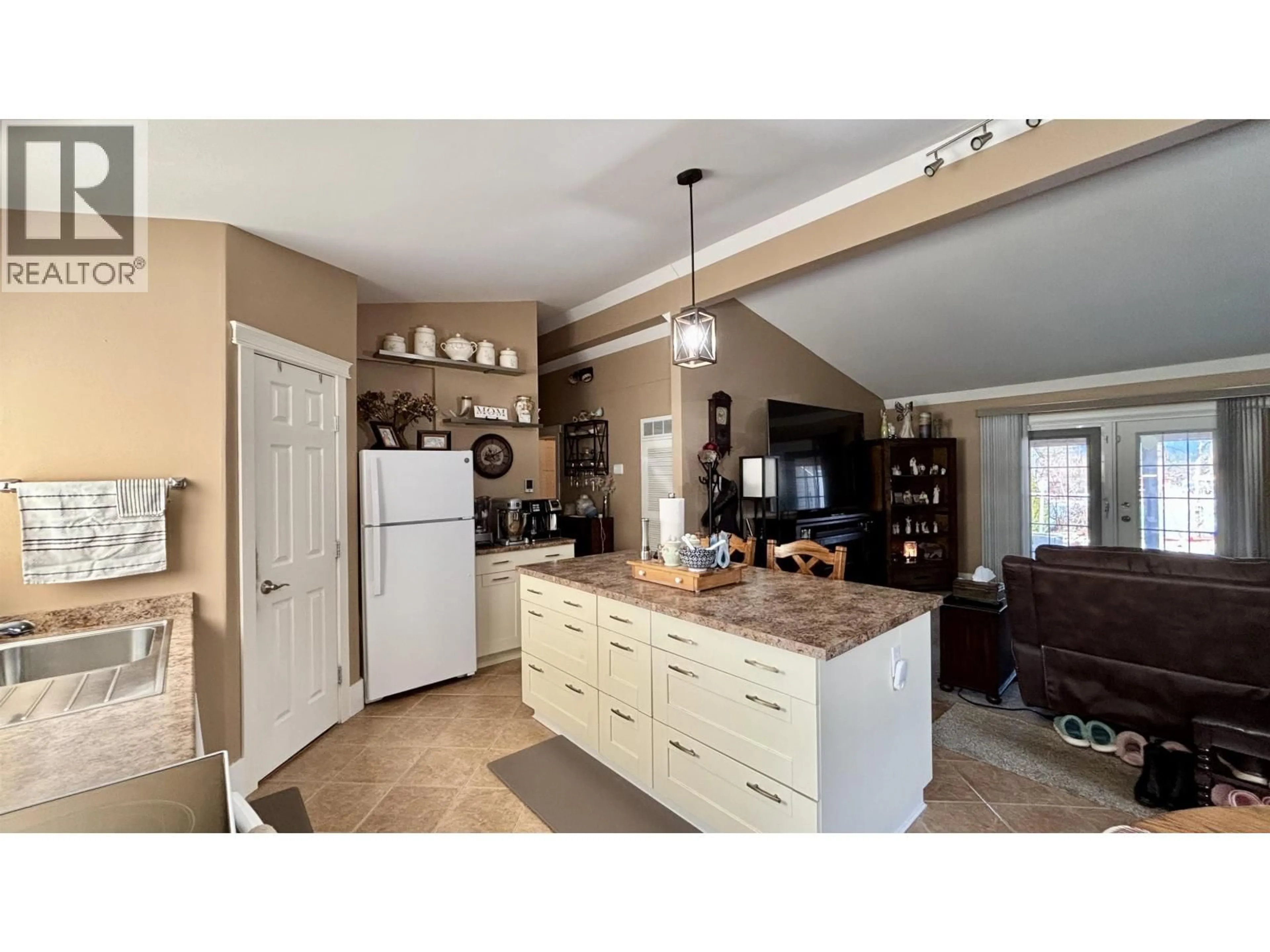 Open concept kitchen, ceramic/tile floor for 60 PLOVER STREET, Kitimat British Columbia V8C1L9