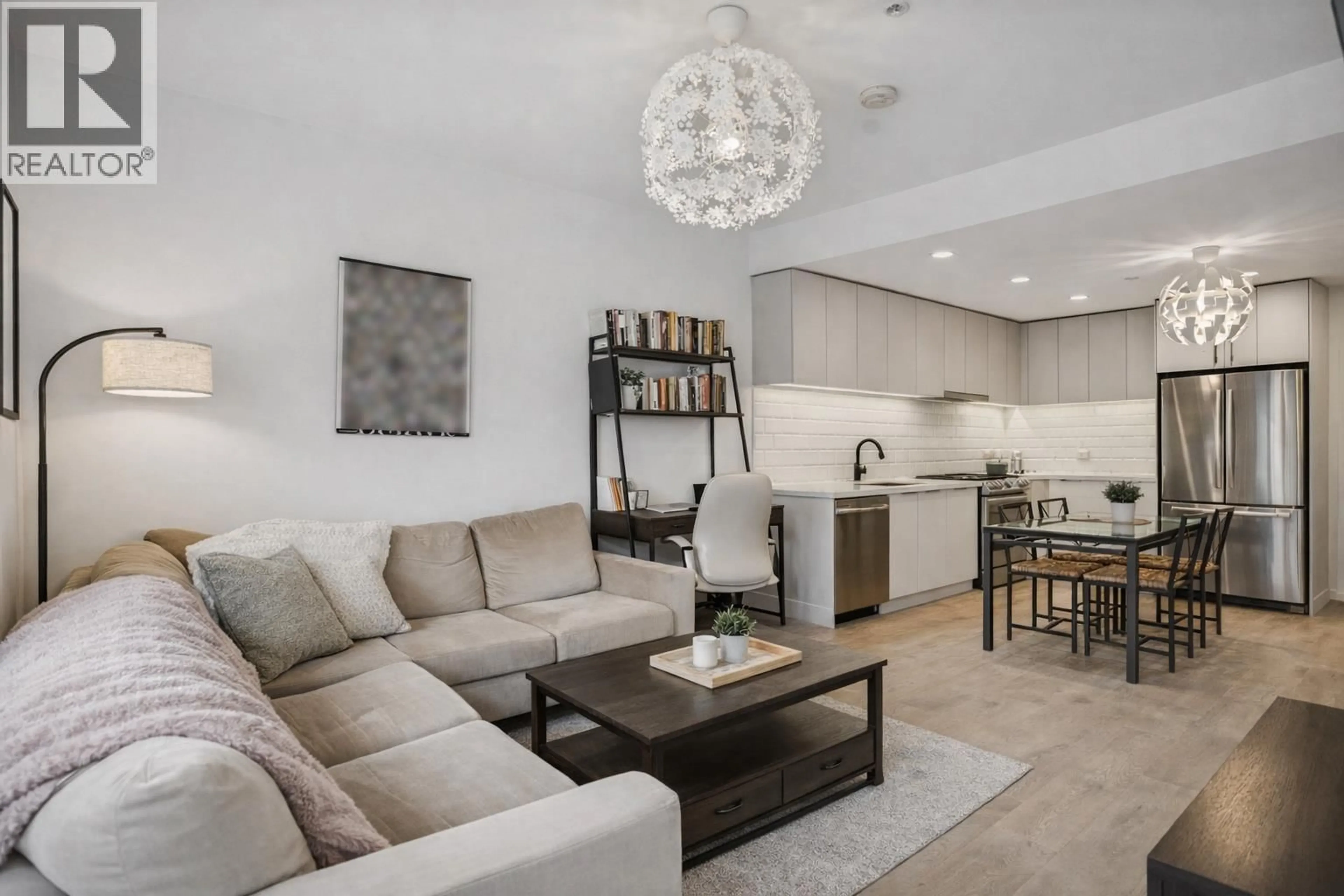 Living room with furniture, unknown for 310 - 3018 ST GEORGE STREET, Port Moody British Columbia V3H2H7