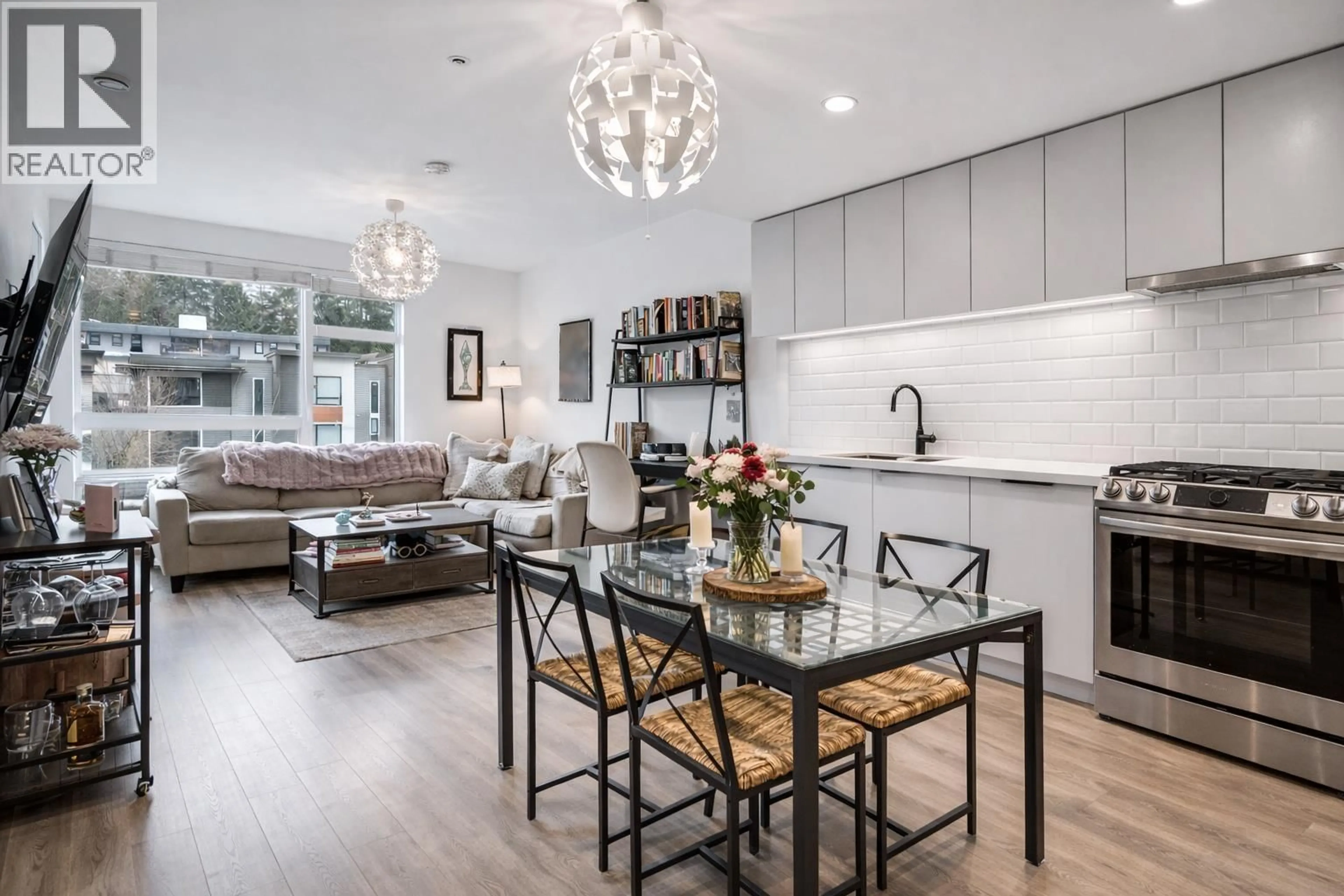 Open concept kitchen, unknown for 310 - 3018 ST GEORGE STREET, Port Moody British Columbia V3H2H7