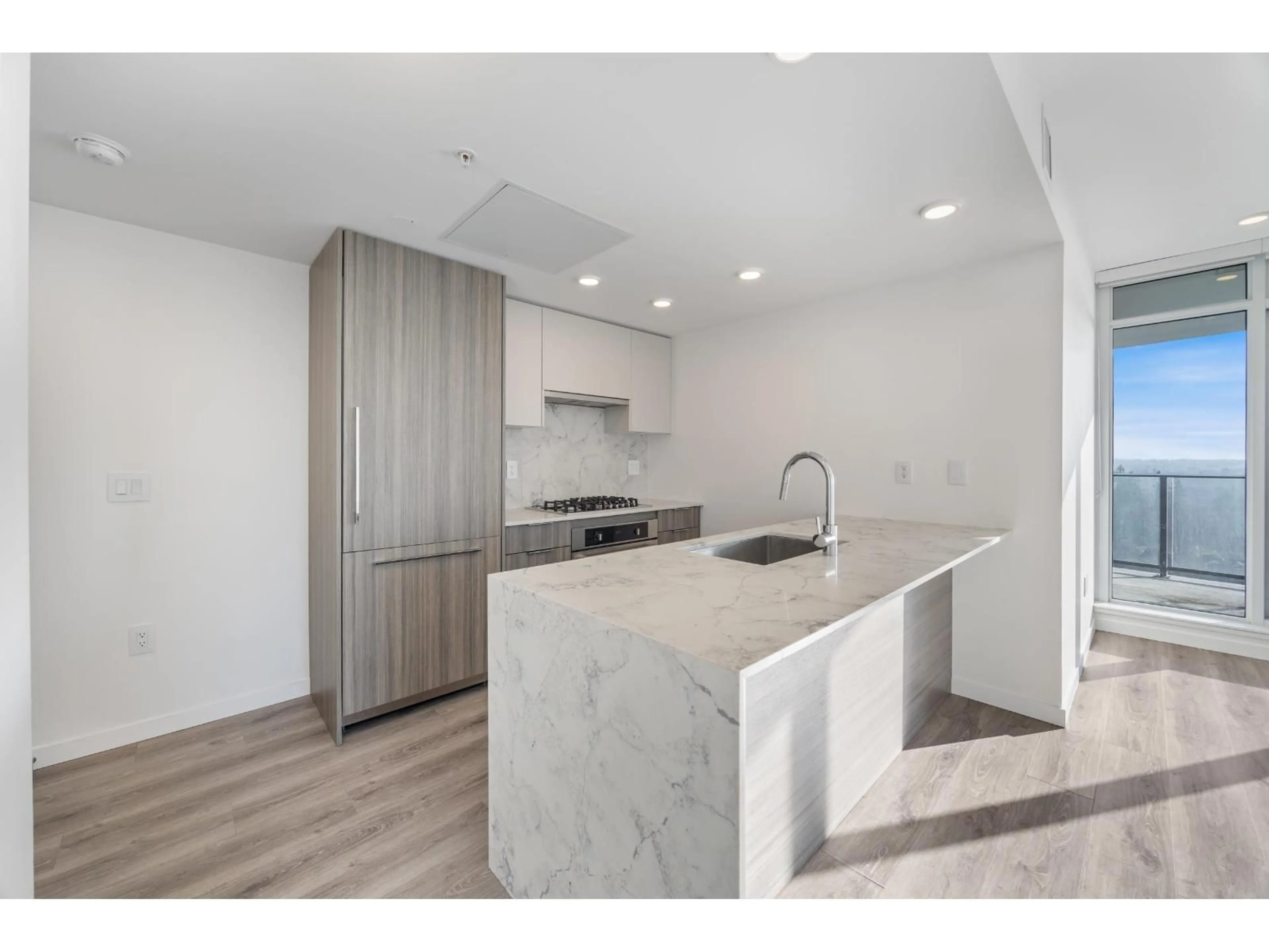 Open concept kitchen, unknown for 1804 - 10333 133 AVENUE, Surrey British Columbia V3T0V1