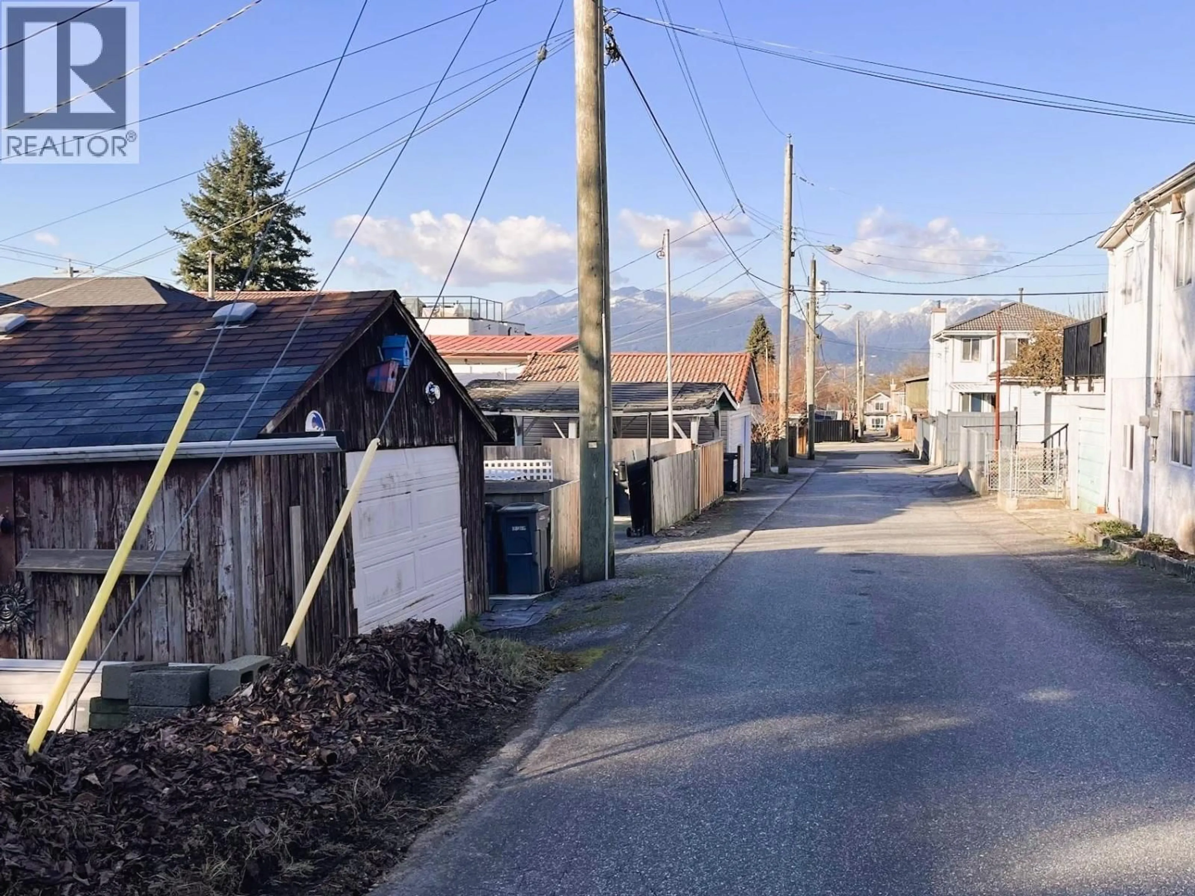 Unknown for 3996 LILLOOET STREET, Vancouver British Columbia V5R2E8