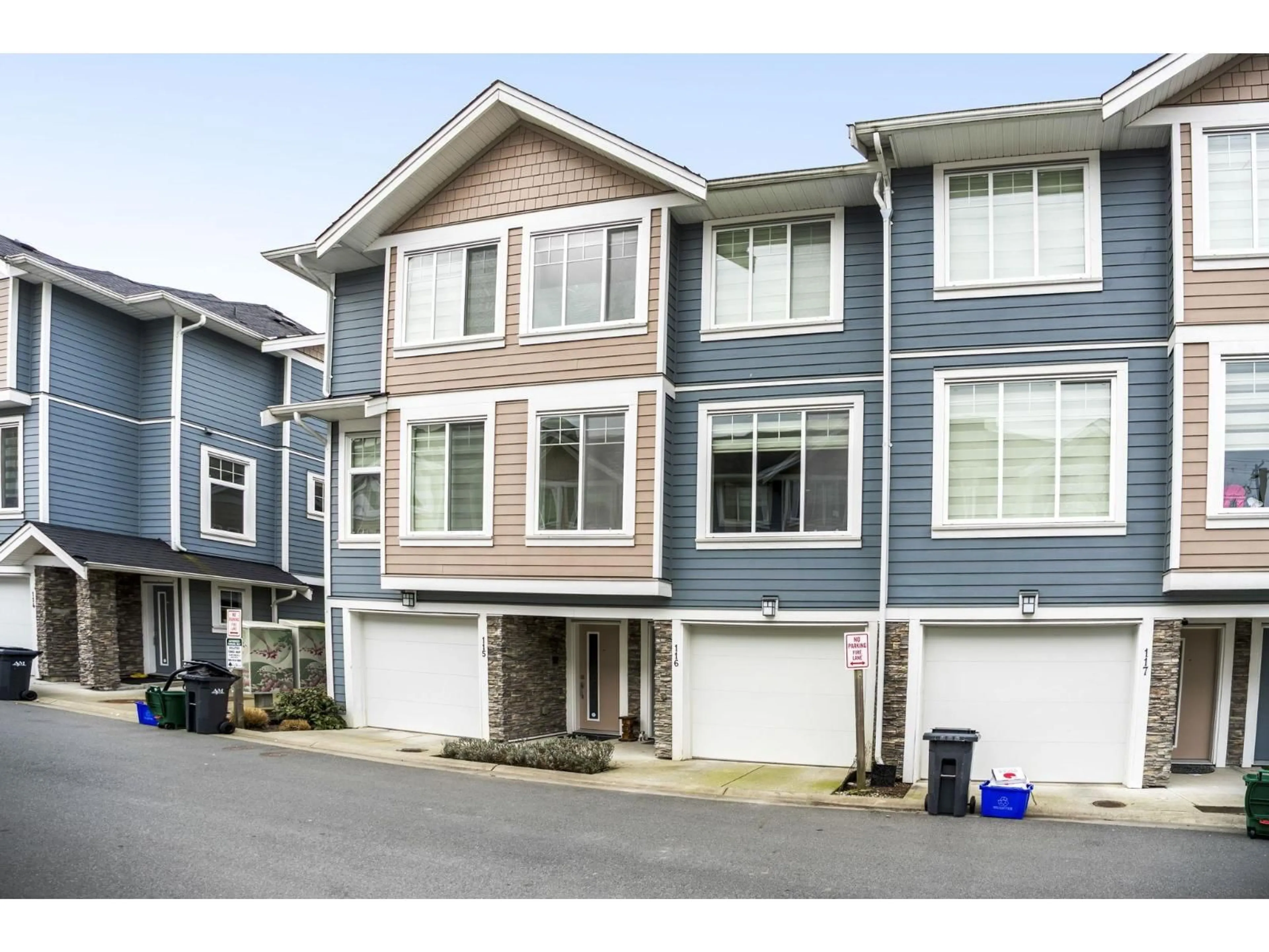Home with vinyl exterior material, street for 116 - 7080 188 STREET, Surrey British Columbia V3S8E5