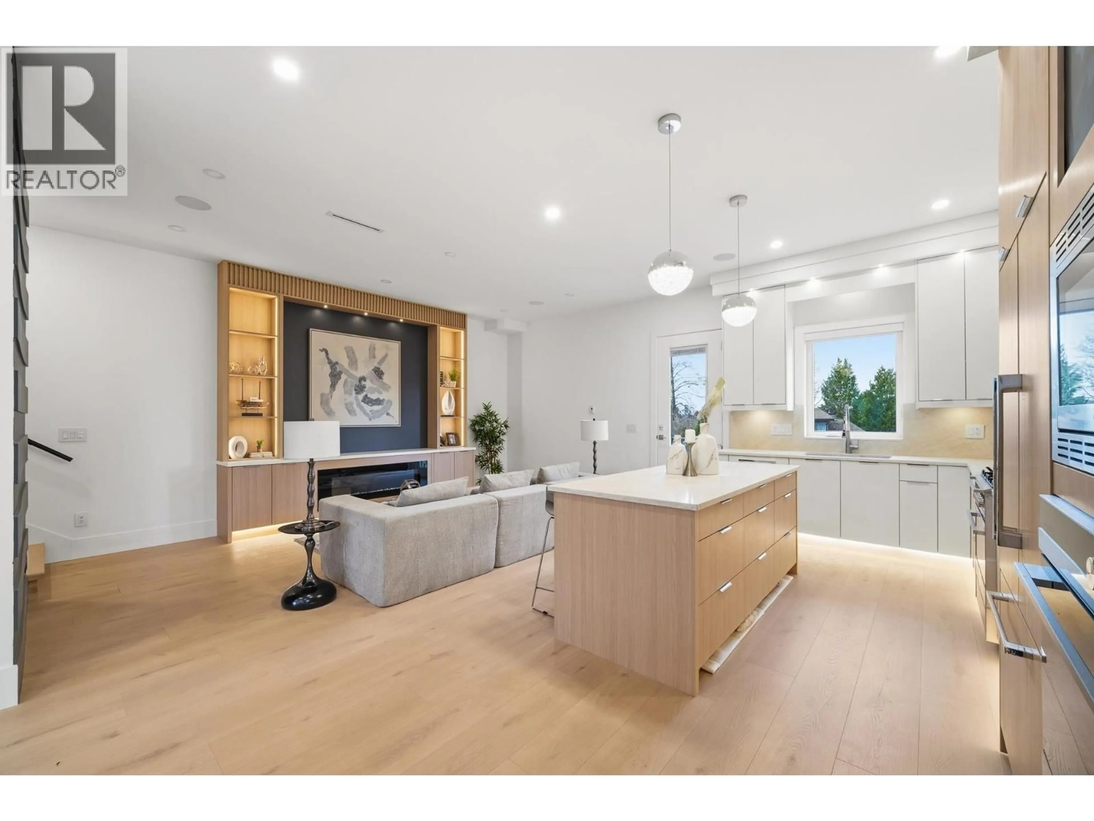 Open concept kitchen, unknown for 1 - 6139 ASHWORTH AVENUE, Burnaby British Columbia V5E3T8
