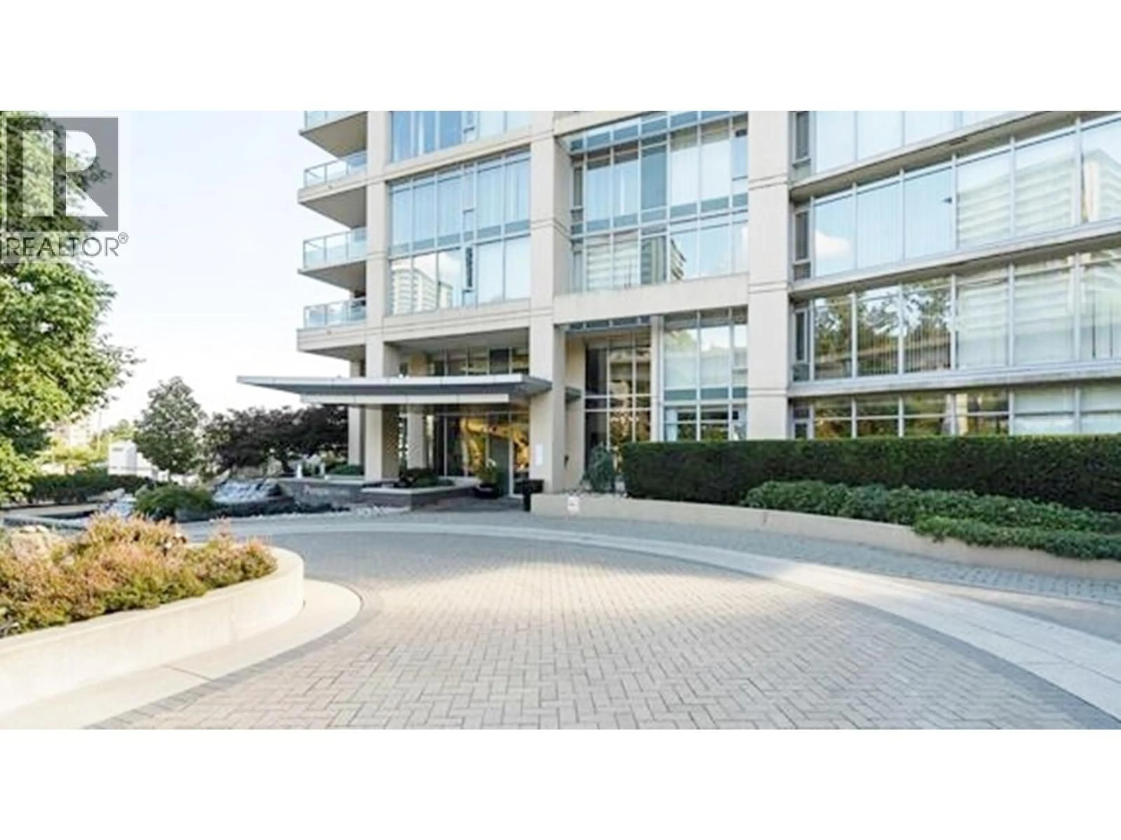 Indoor foyer for 502 - 2133 DOUGLAS ROAD, Burnaby British Columbia V5C0E9