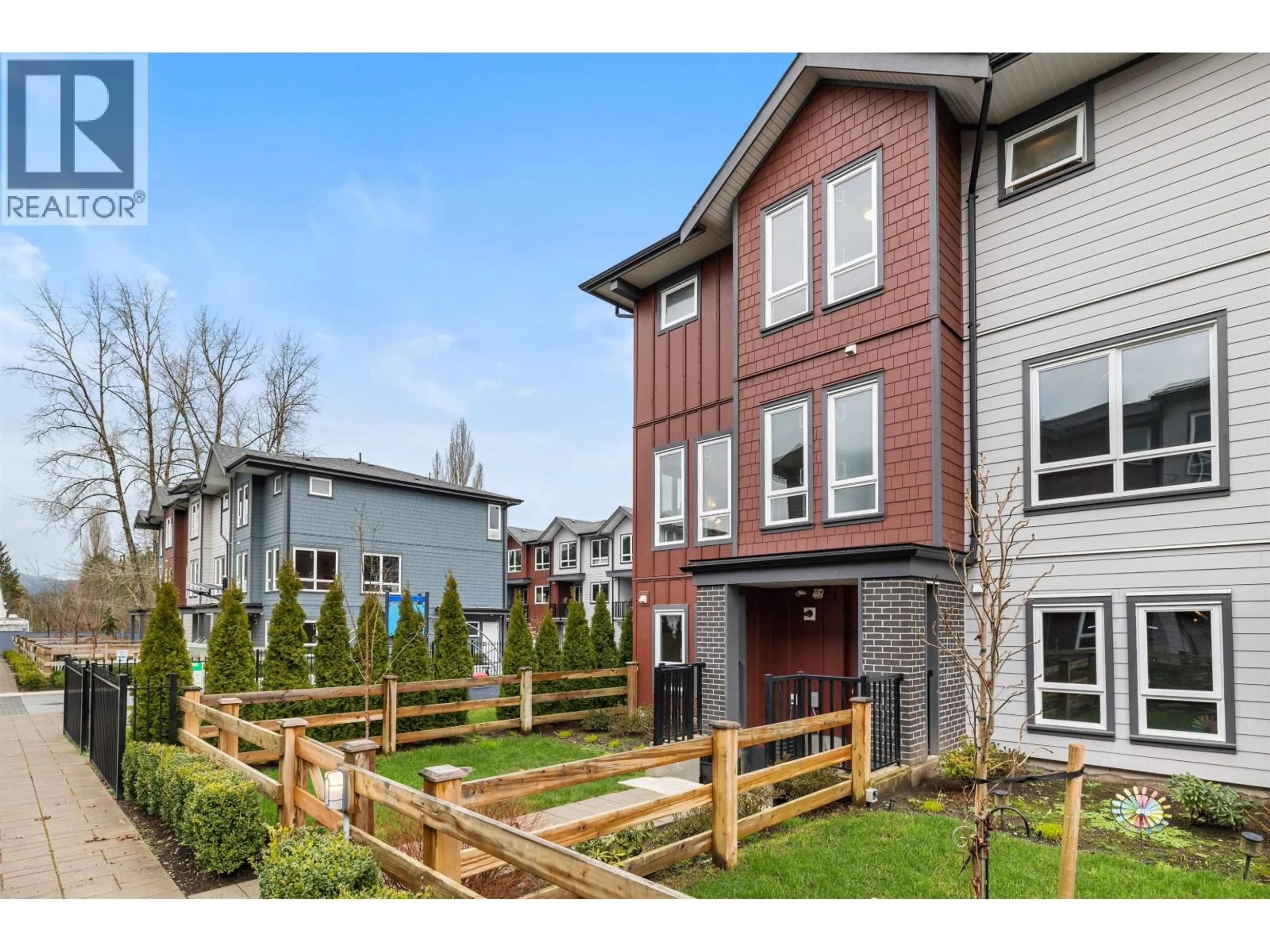 Unknown for 8 - 11851 232 STREET, Maple Ridge British Columbia V2X6S8