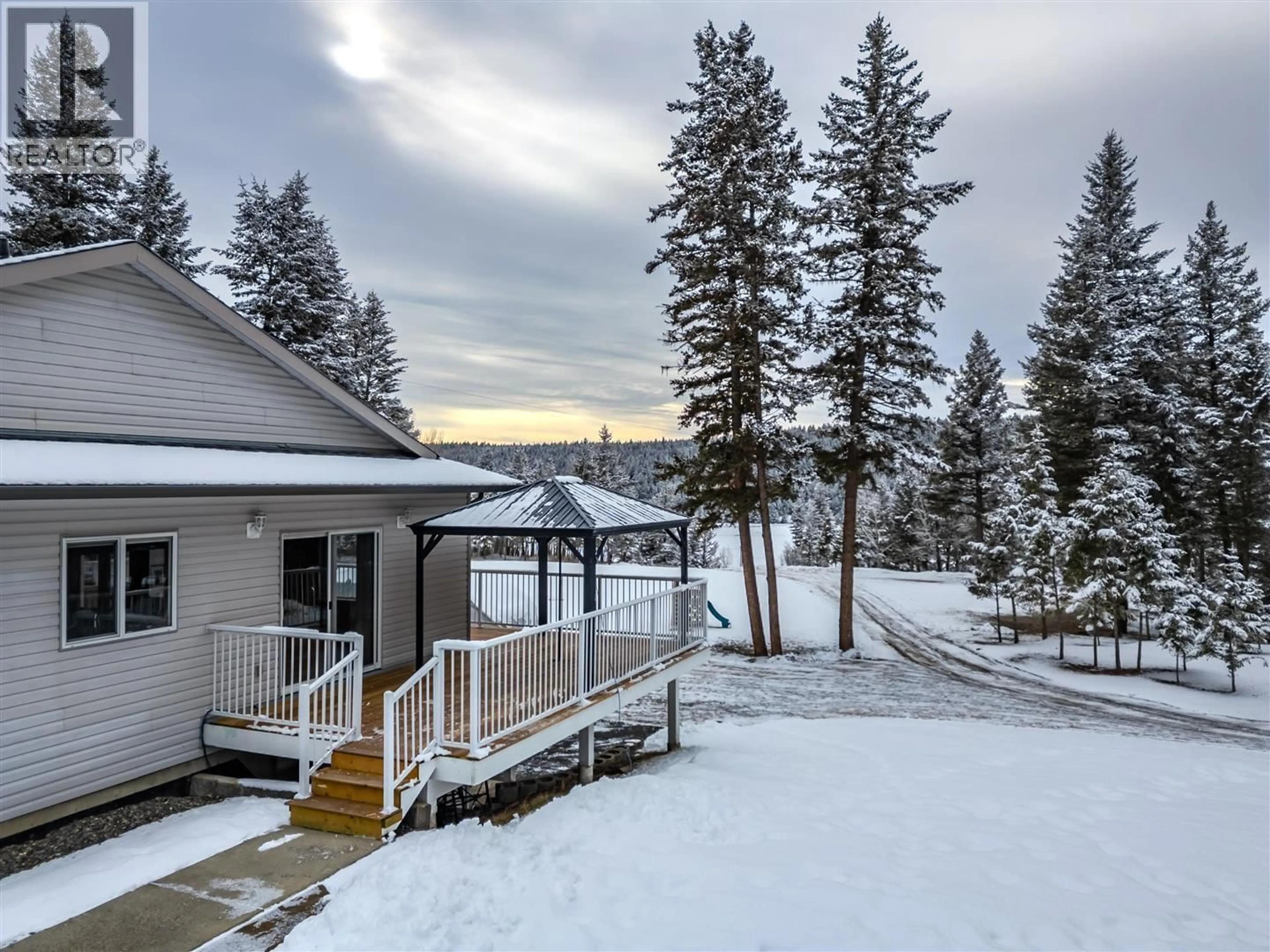 A pic from outside/outdoor area/front of a property/back of a property/a pic from drone, mountain view for 3629 CARIBOO 97 HIGHWAY, Lac La Hache British Columbia V0K1T1