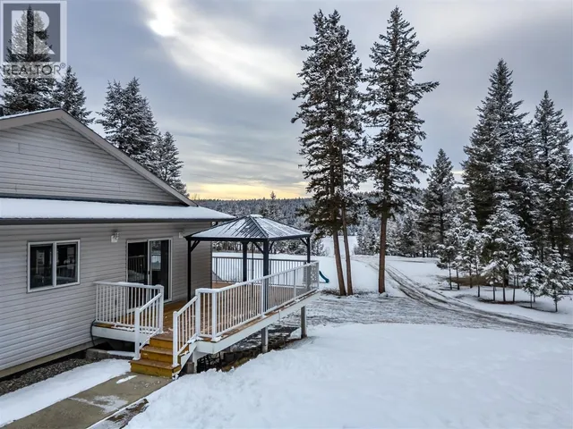 3629 CARIBOO 97 HIGHWAY, Lac La Hache