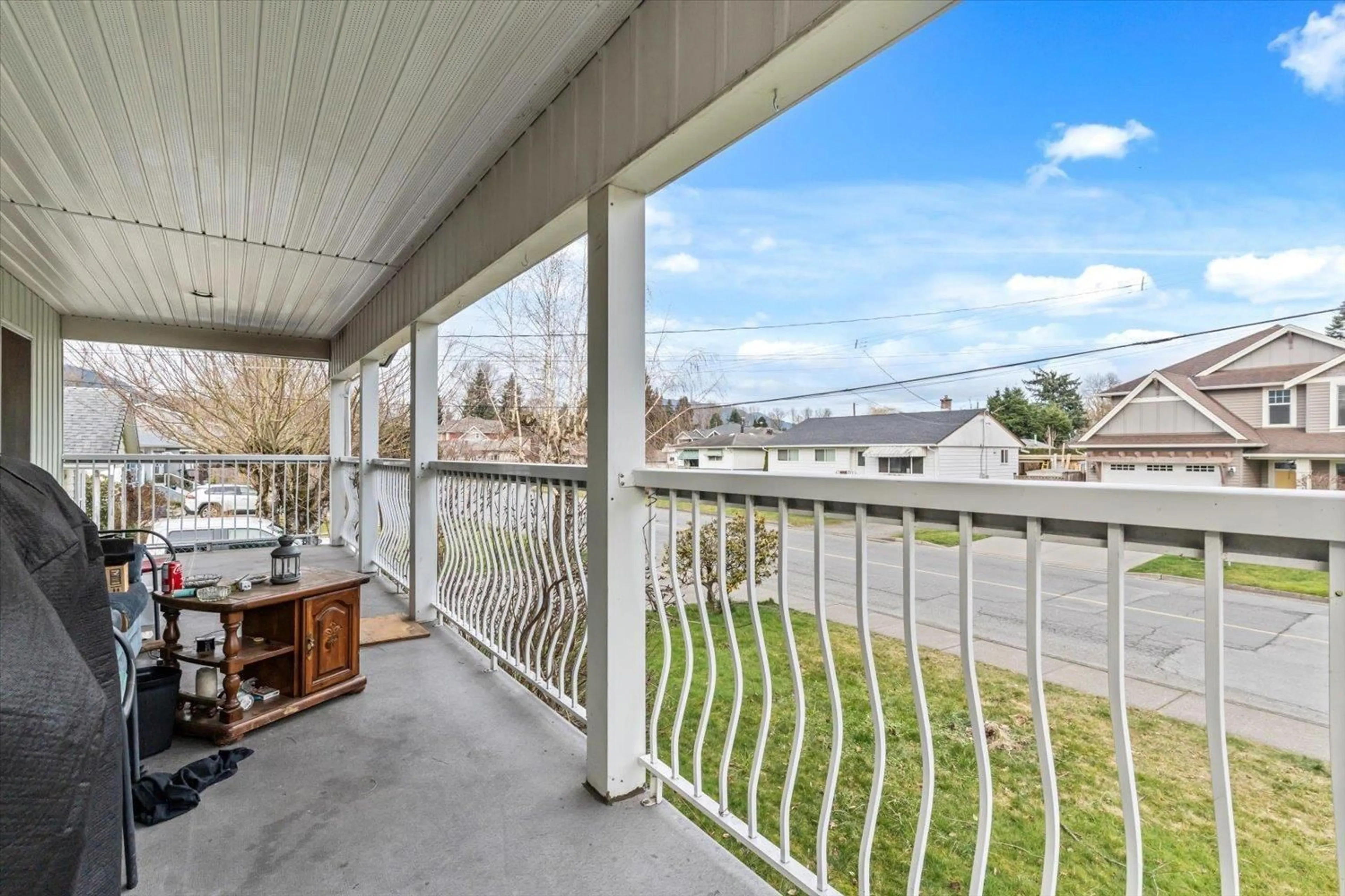 Patio, water/lake/river/ocean view for 45675 MARSHALL AVENUE, Chilliwack British Columbia V2P6N3