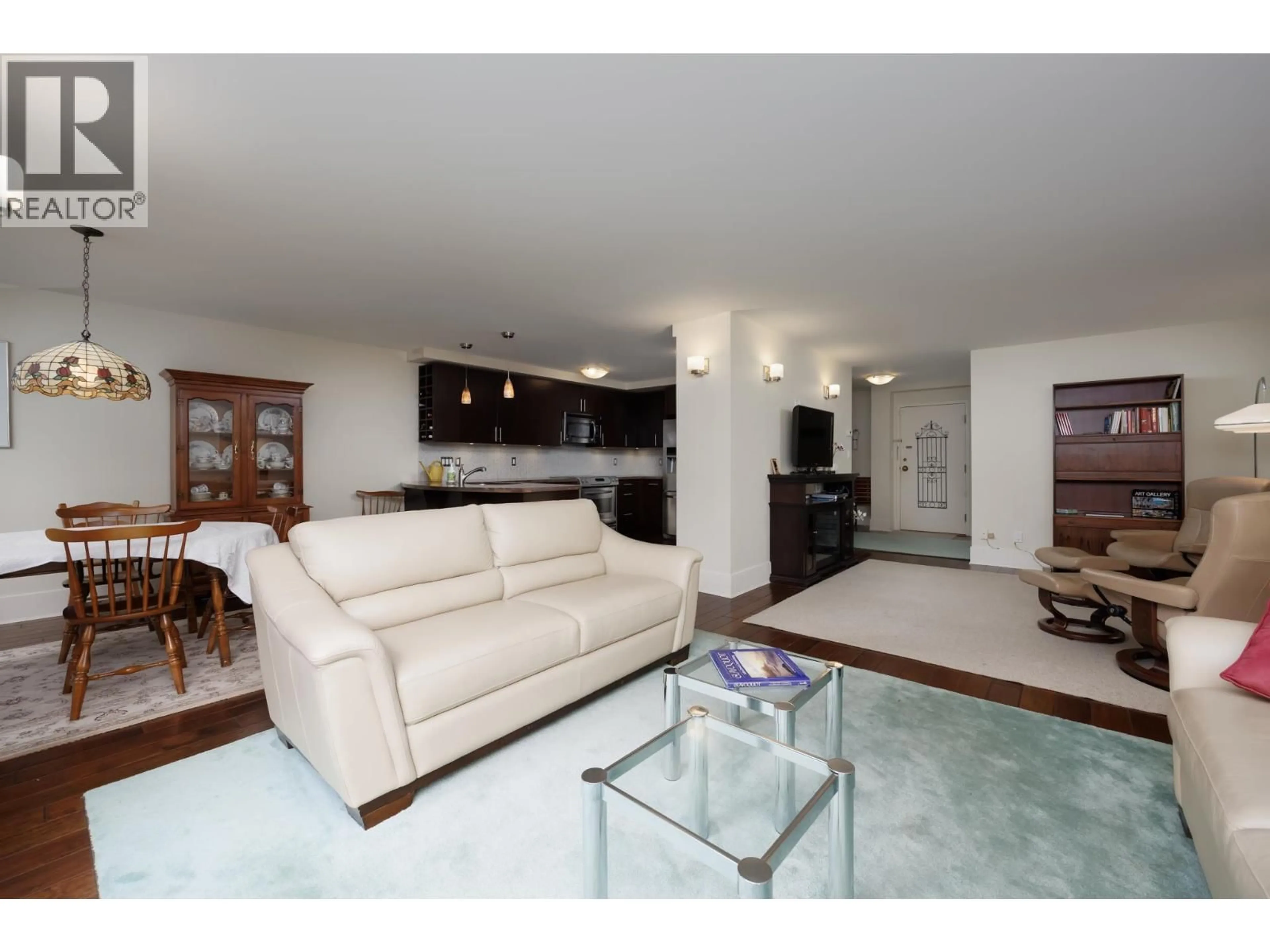 Living room with furniture, unknown for 112 - 4101 YEW STREET, Vancouver British Columbia V6L3B7