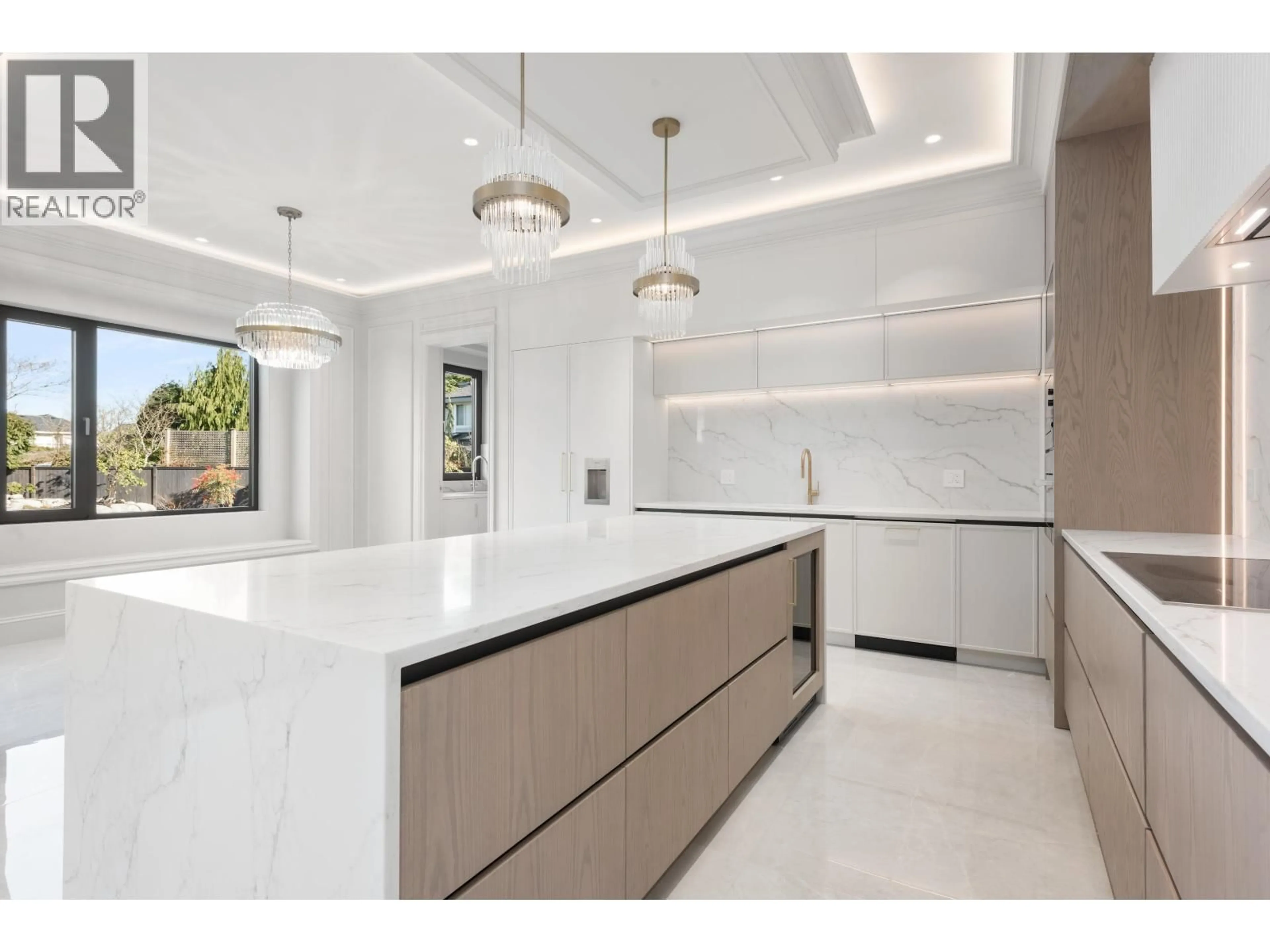 Contemporary kitchen, ceramic/tile floor for 9640 PINEWELL CRESCENT, Richmond British Columbia V7A2C8