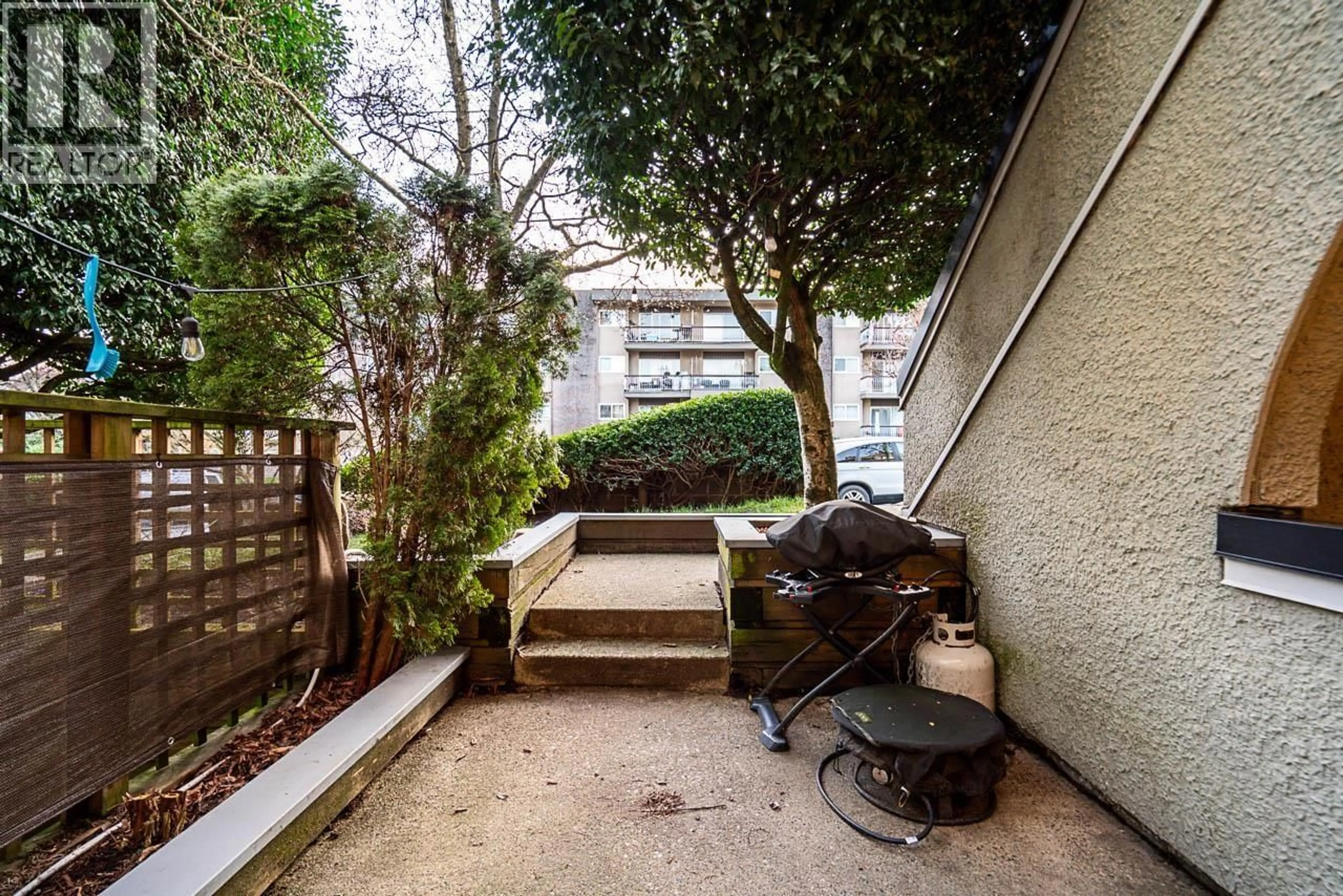 Patio, street for 7 - 221 ASH STREET, New Westminster British Columbia V3M3M5