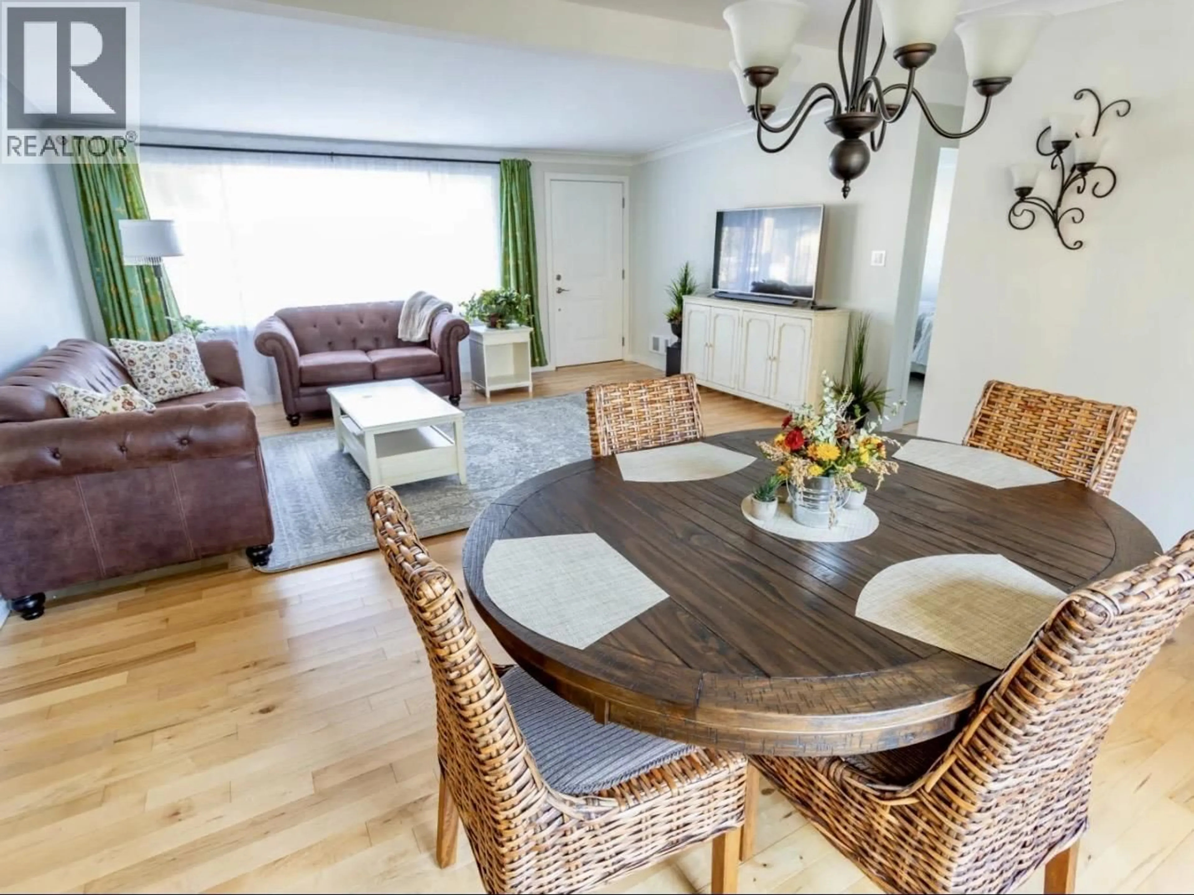 Dining room, wood/laminate floor for 23 BARTHOLOMEW STREET, Kitimat British Columbia V8C2J6