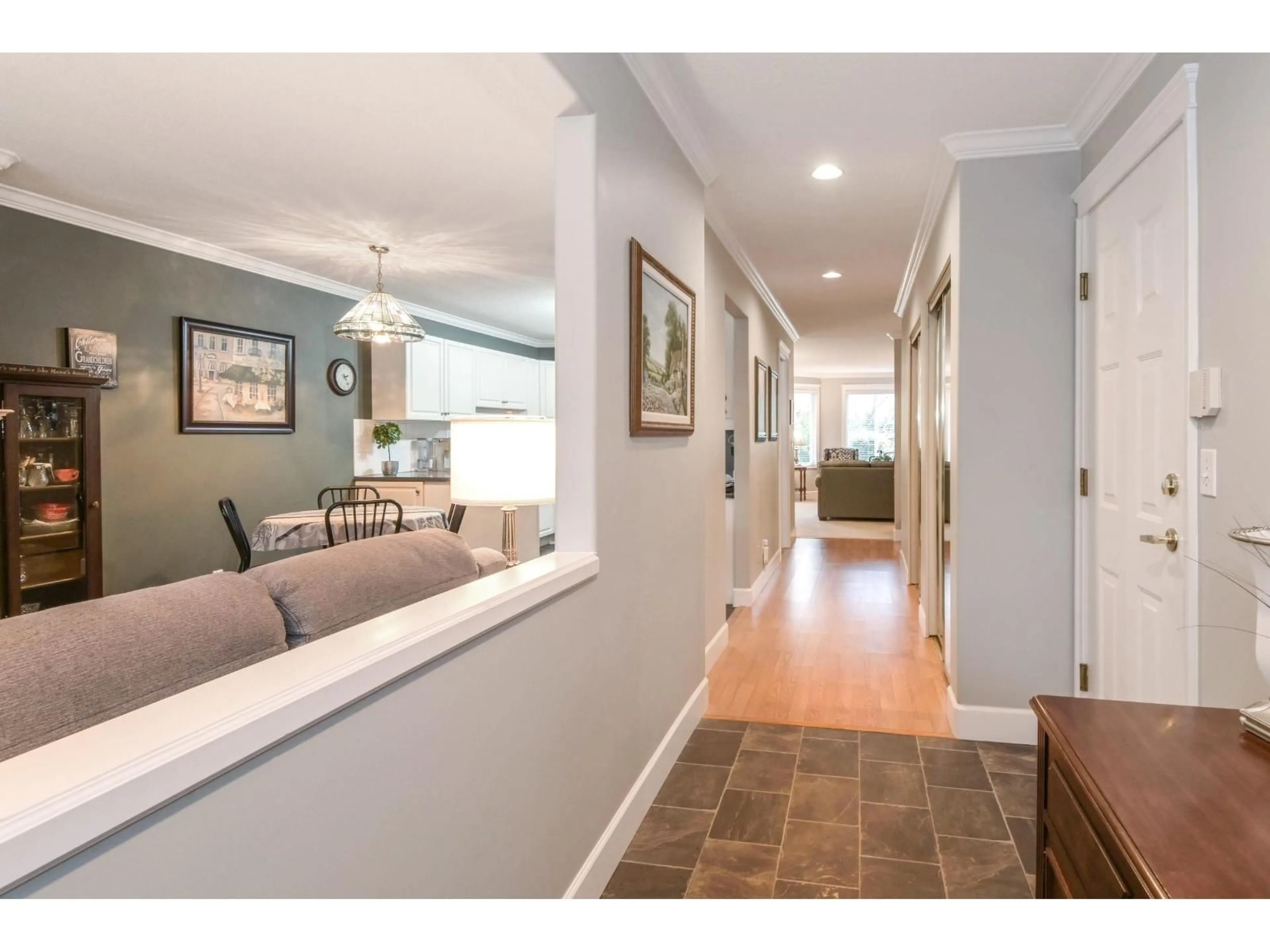 Indoor entryway for 186 - 13888 70 AVENUE, Surrey British Columbia V3W0R8