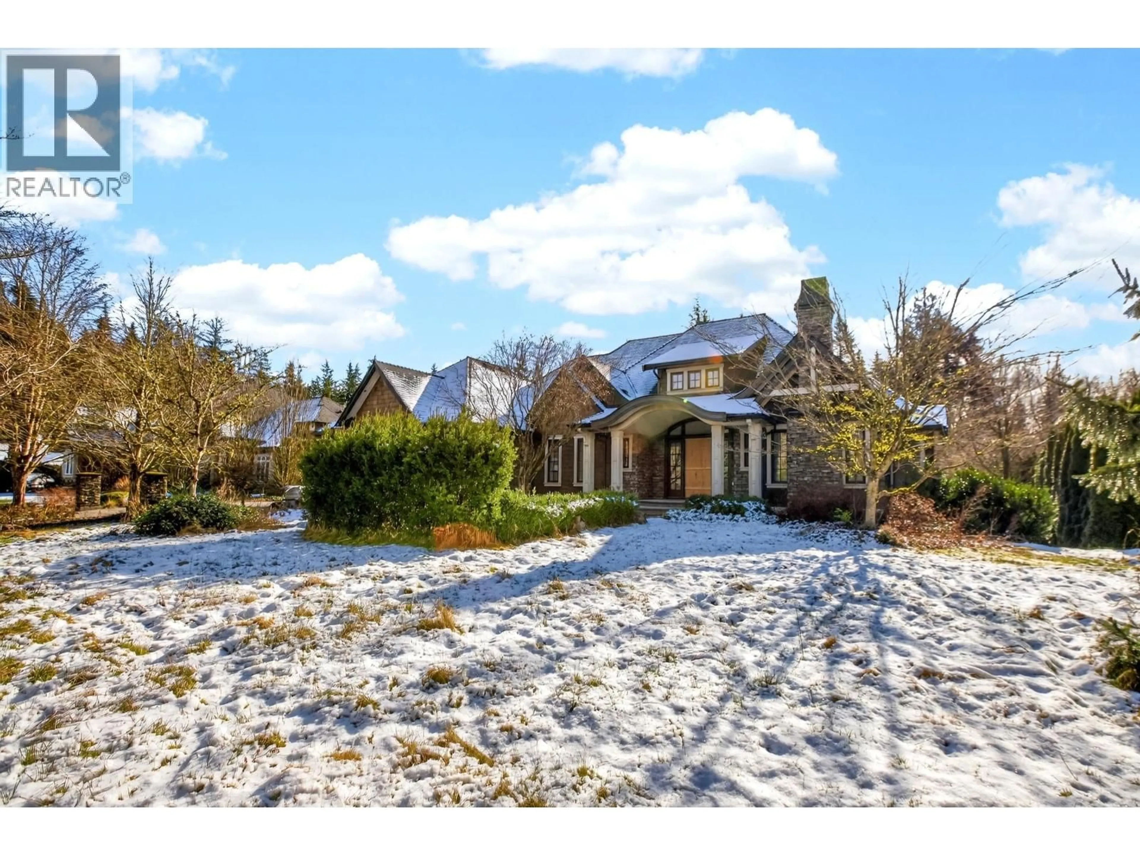 A pic from outside/outdoor area/front of a property/back of a property/a pic from drone, unknown for 26540 124 AVENUE, Maple Ridge British Columbia V2W0E2