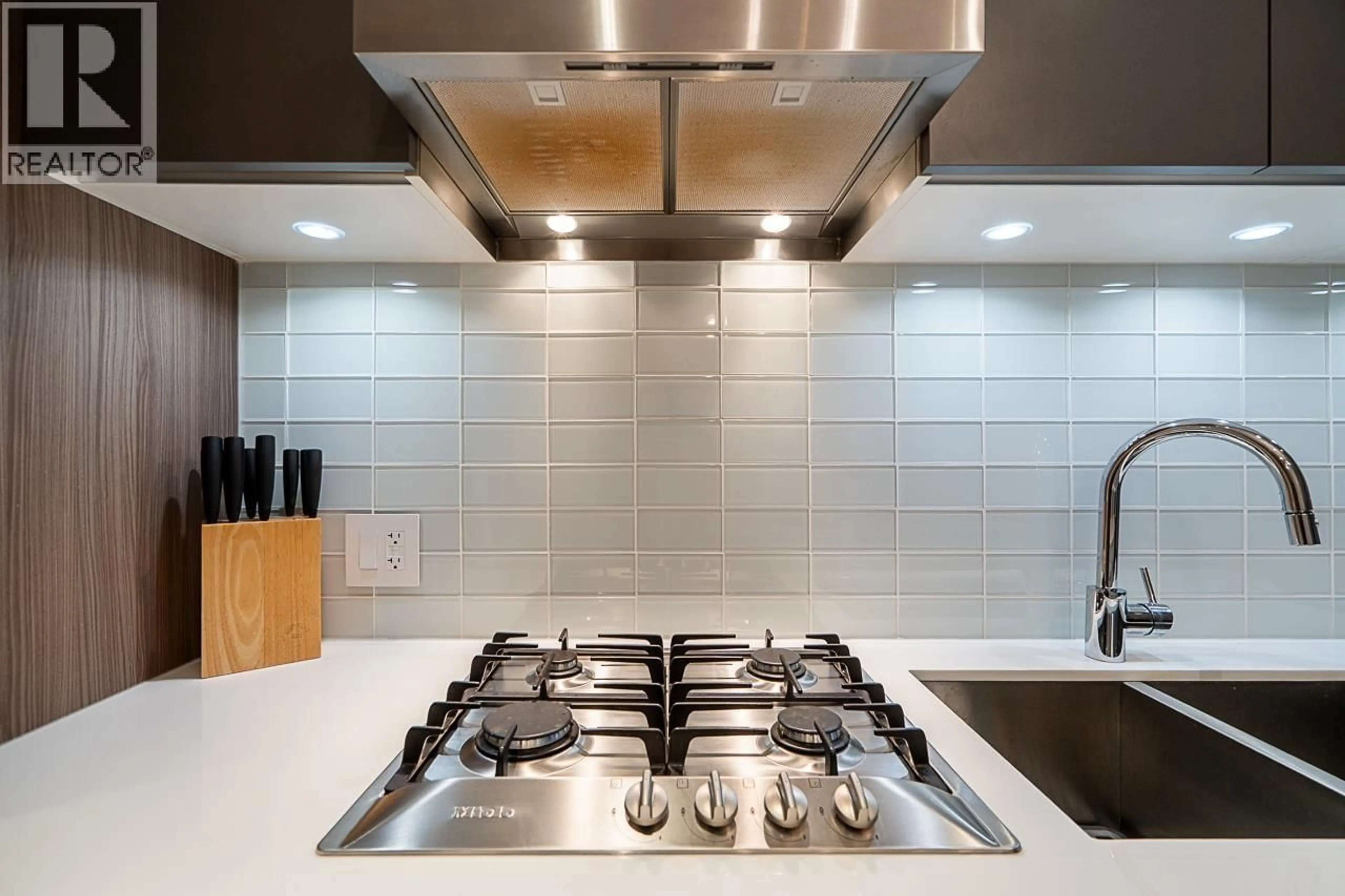 Contemporary kitchen, ceramic/tile floor for 1106 - 4638 GLADSTONE STREET, Vancouver British Columbia V5N0G5