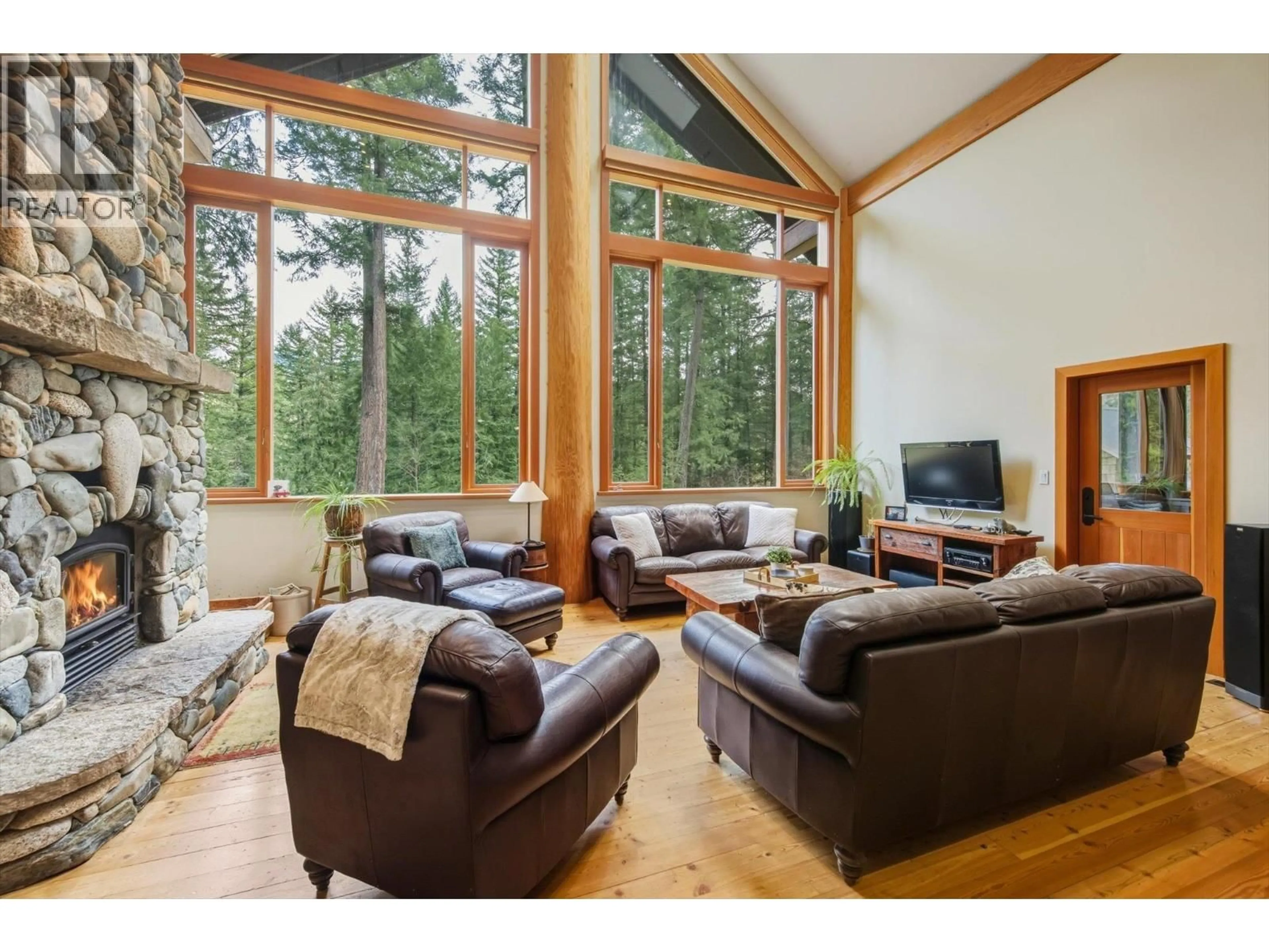 Living room with furniture, wood/laminate floor for 2 WALKERVILLE ROAD, Pemberton British Columbia V0N2K0