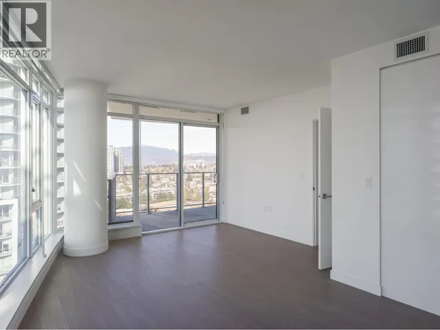2105 - 7769 PARK CRESCENT, Burnaby 4