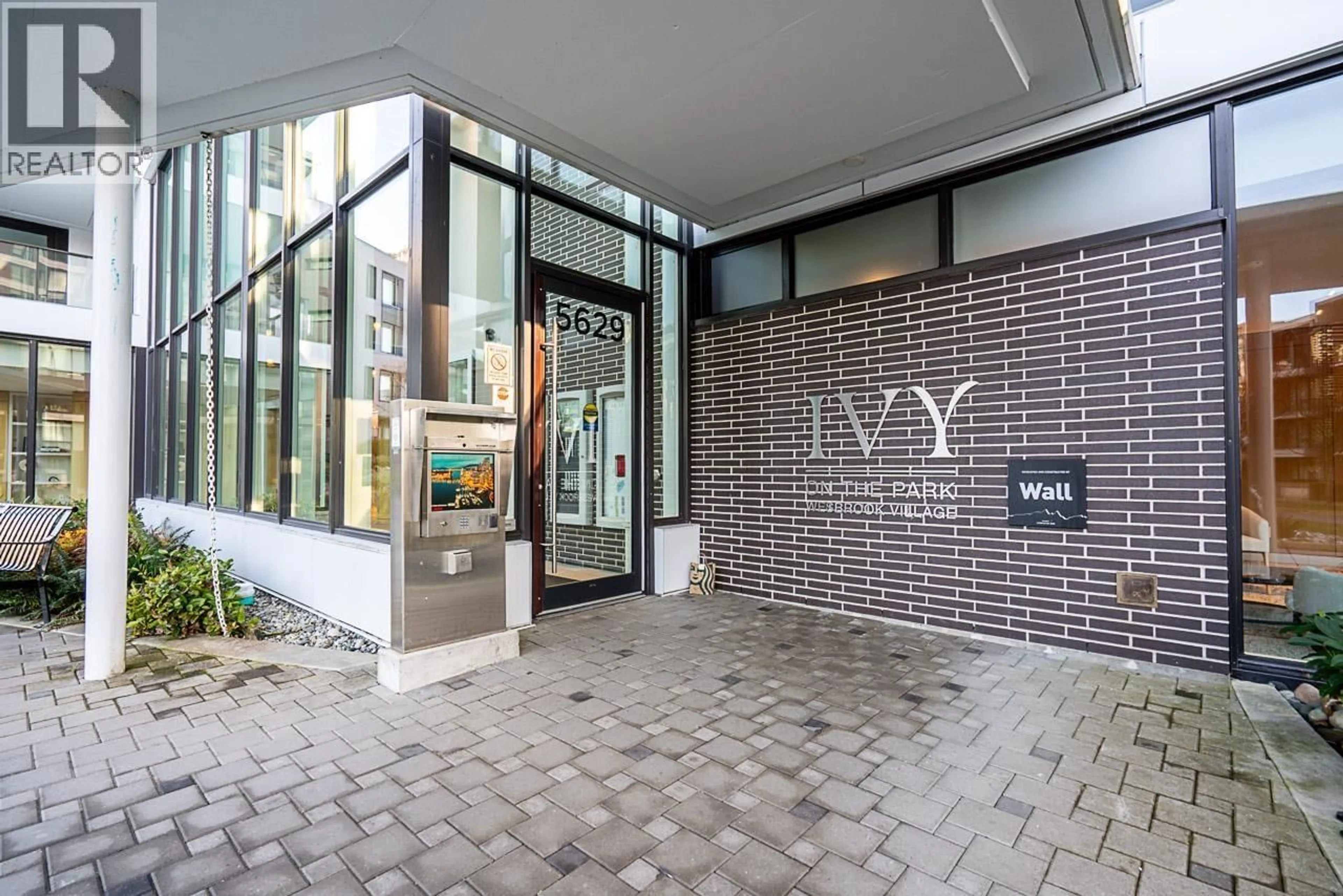 Indoor foyer for 1003 - 5629 BIRNEY AVENUE, Vancouver British Columbia V6S0L5