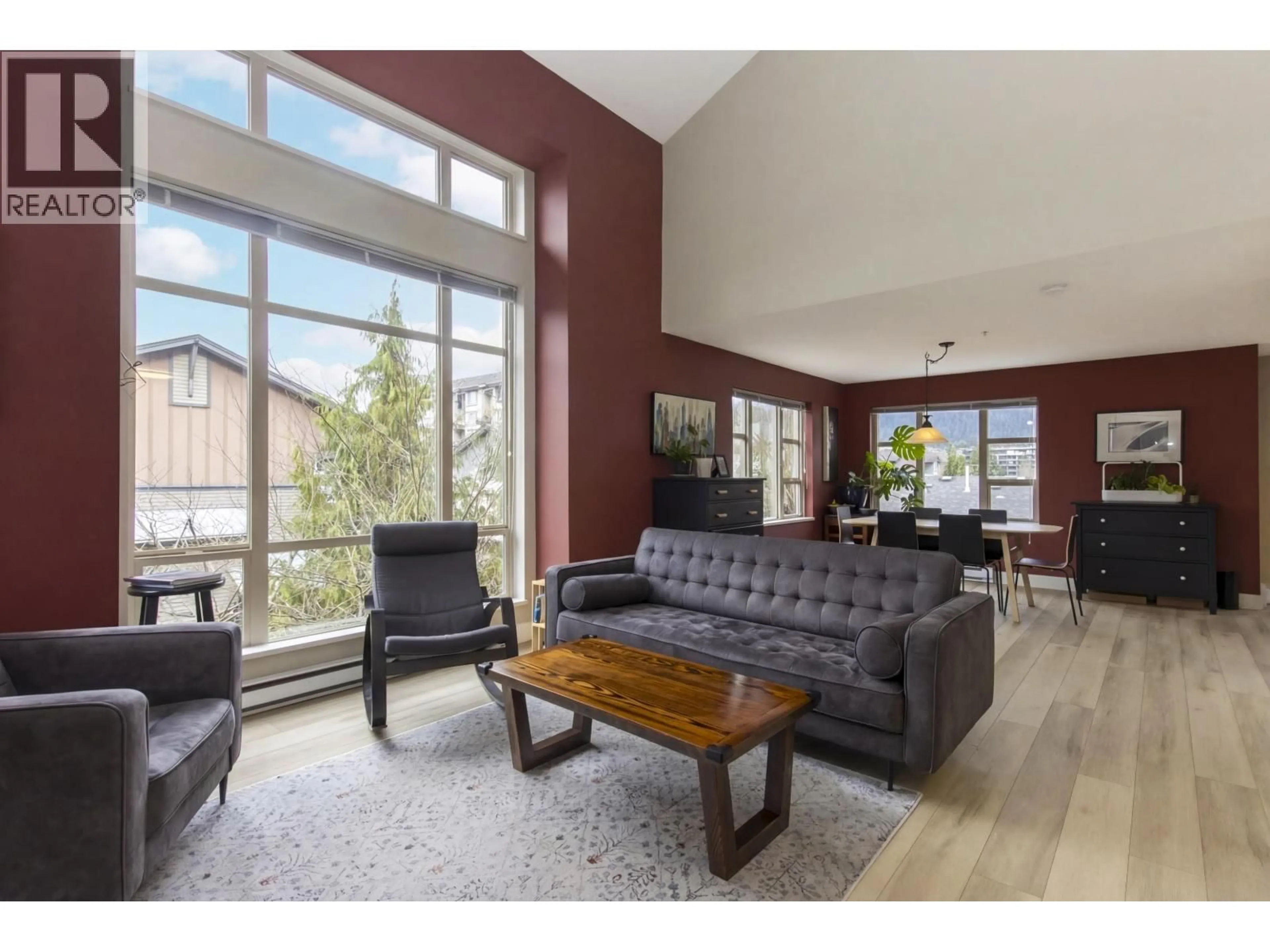 Living room with furniture, unknown for 201 - 1174 WINGTIP PLACE, Squamish British Columbia V8B0N4