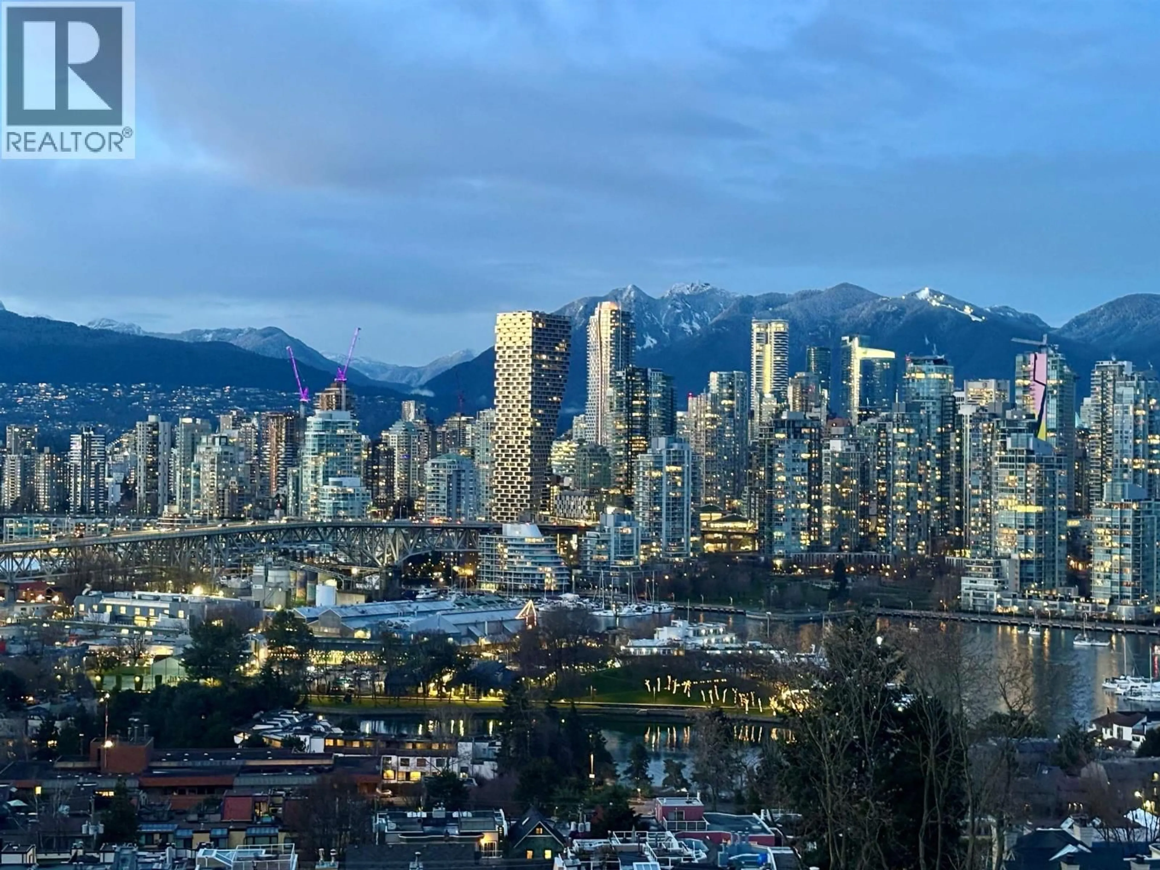 Blurry image for PH - 1268 BROADWAY, Vancouver British Columbia V6H1G6