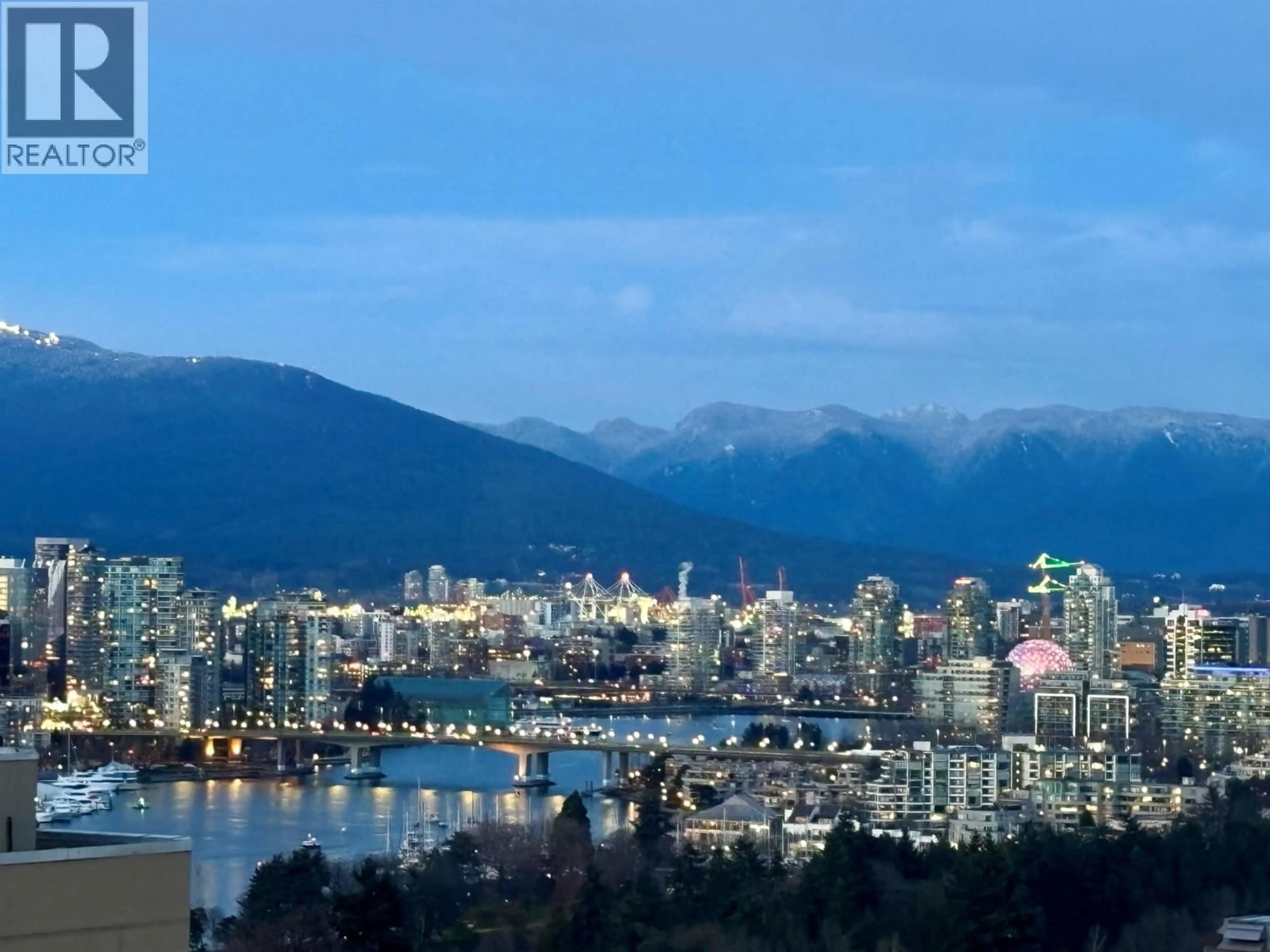 Blurry image for PH - 1268 BROADWAY, Vancouver British Columbia V6H1G6