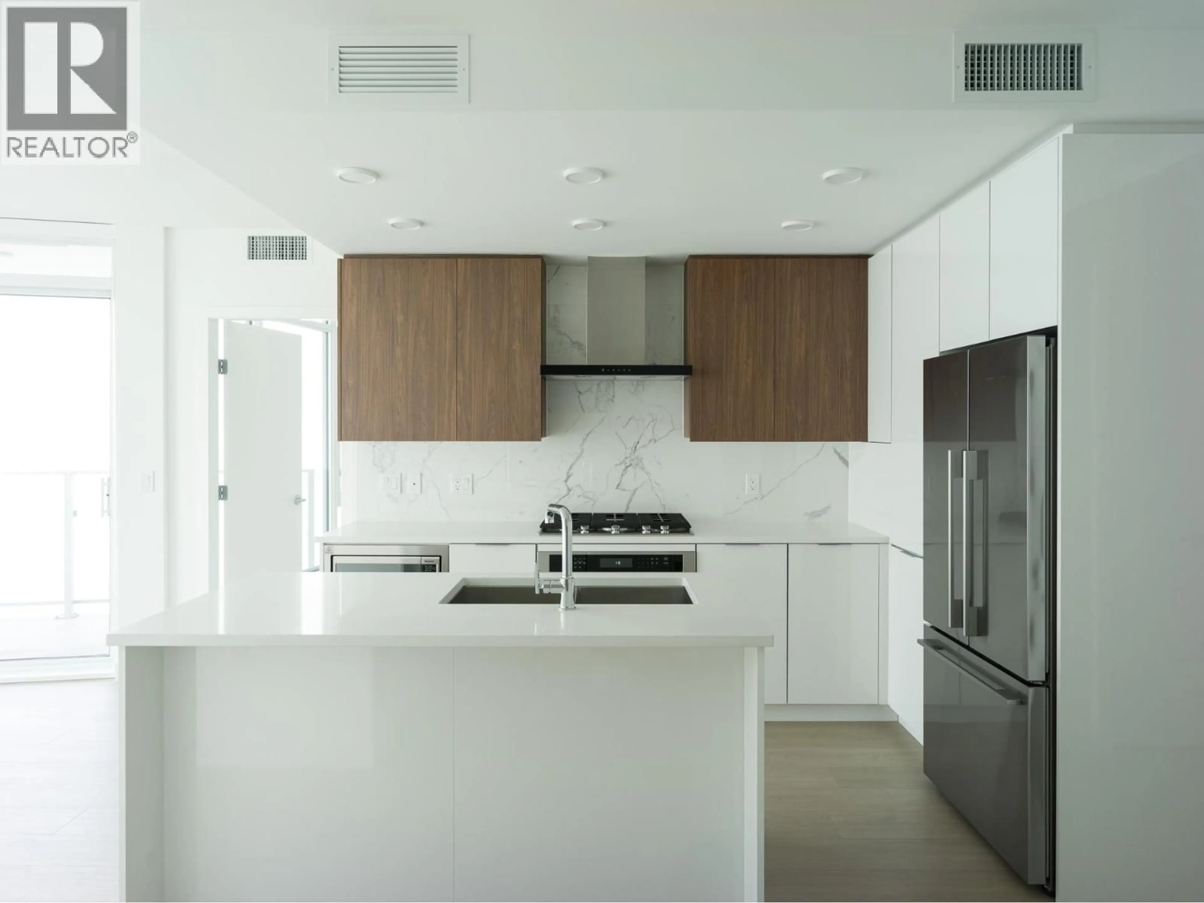 Contemporary kitchen, ceramic/tile floor for 2402 - 7683 PARK CRESCENT, Burnaby British Columbia V3N0J4