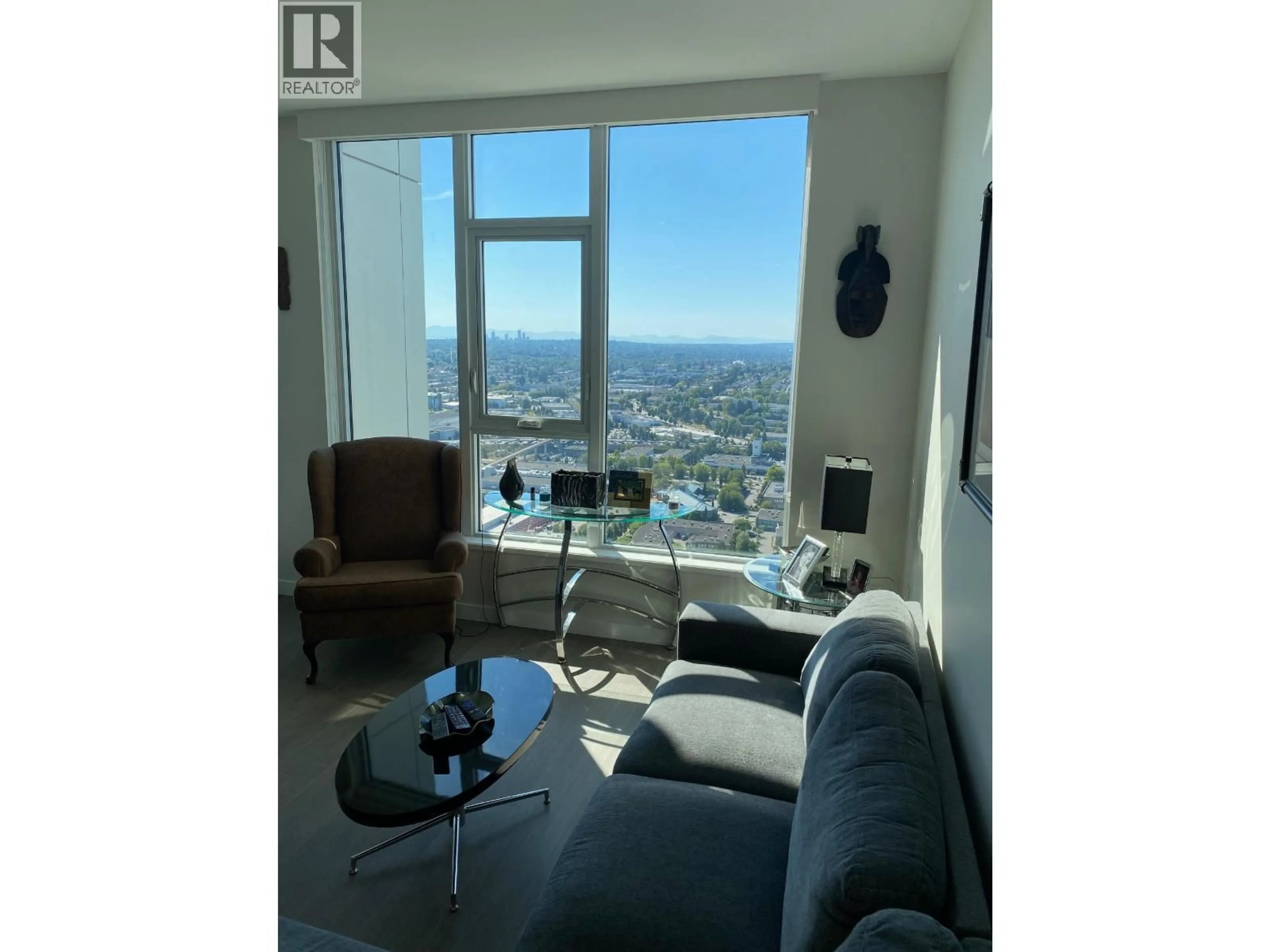 A pic of a room for 4409 - 2186 GILMORE AVENUE, Burnaby British Columbia V5C0N7