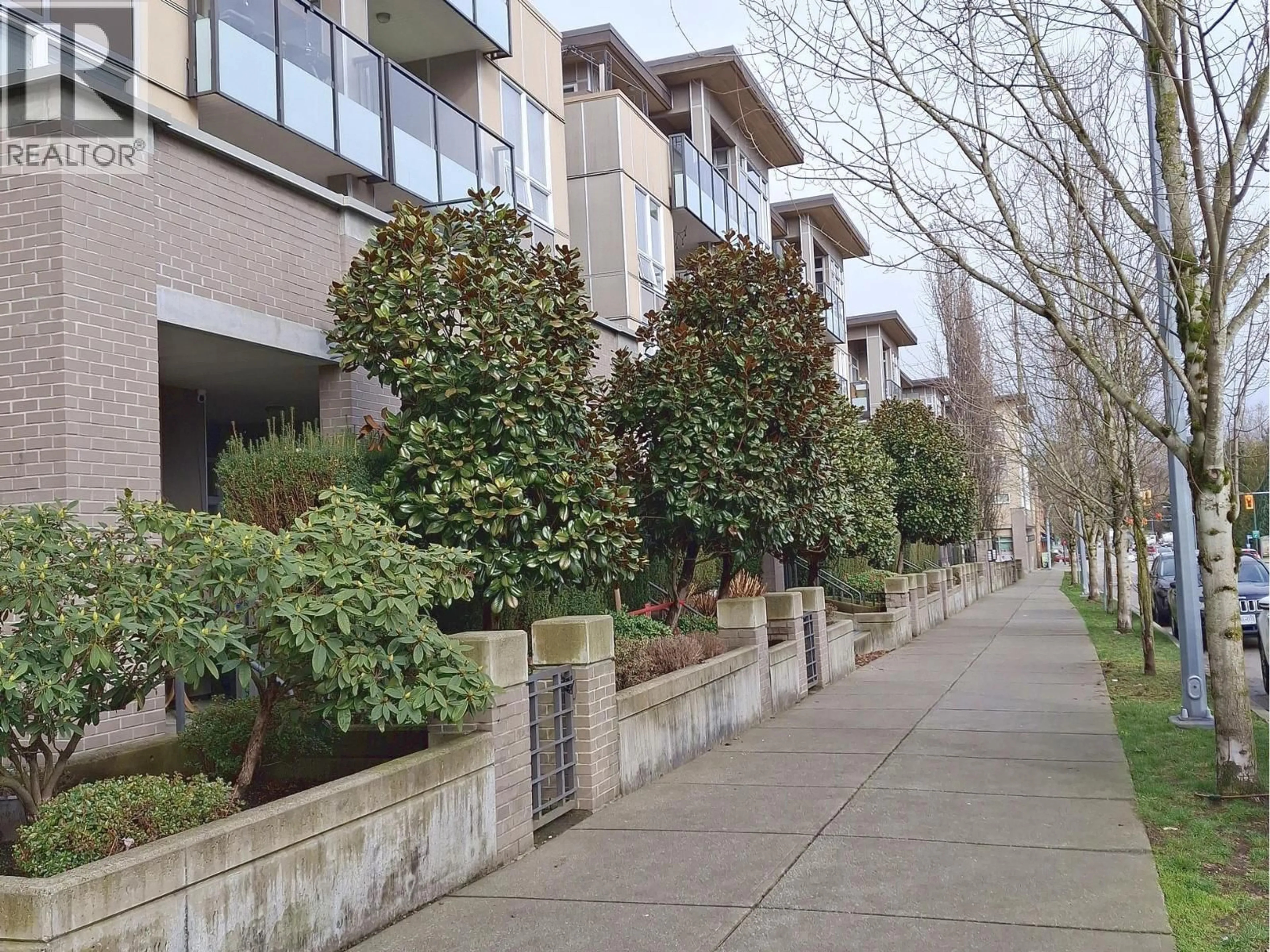 Patio, street for 106 - 85 EIGHTH AVENUE, New Westminster British Columbia V3L0E9