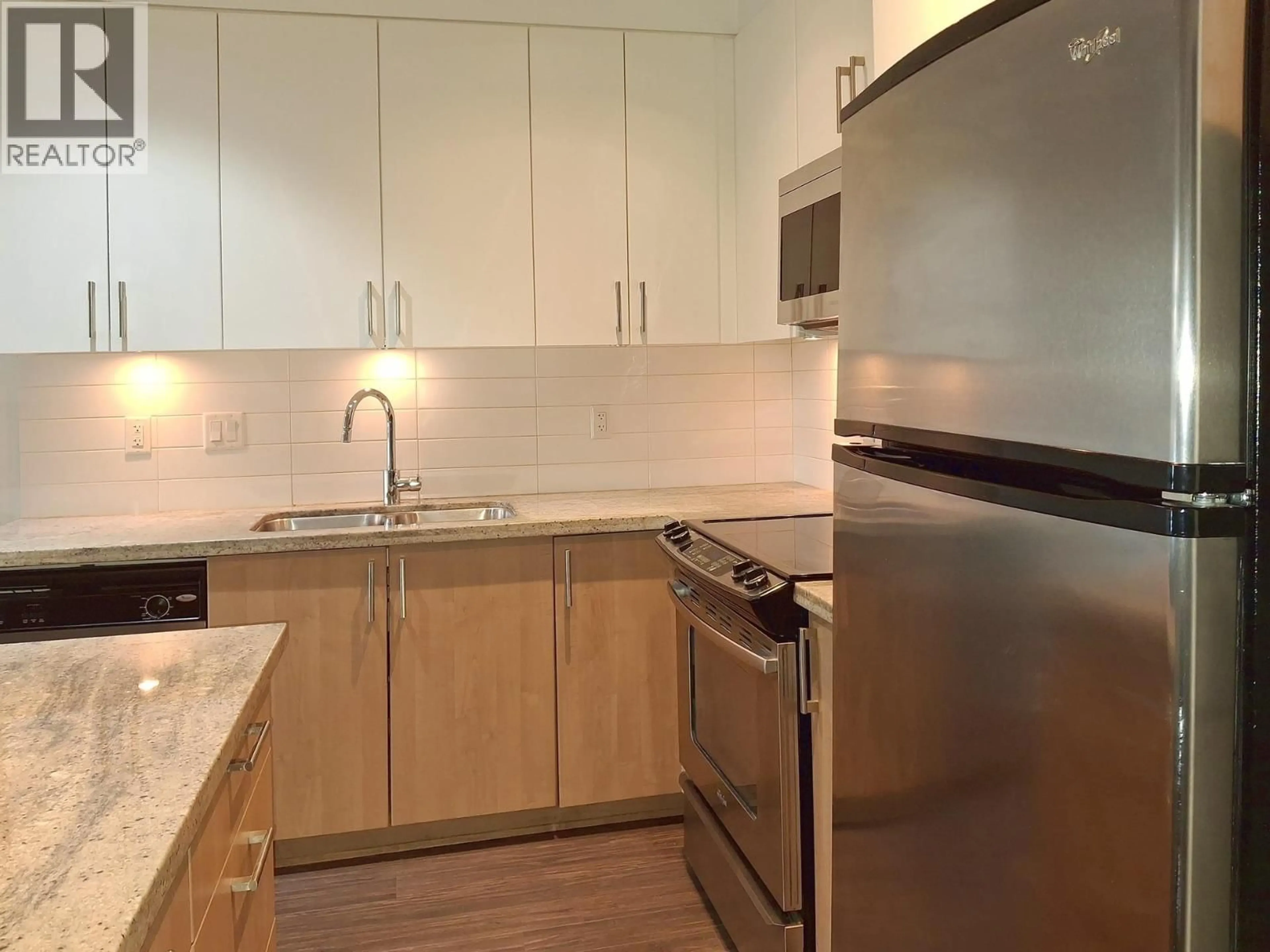 Standard kitchen, unknown for 106 - 85 EIGHTH AVENUE, New Westminster British Columbia V3L0E9