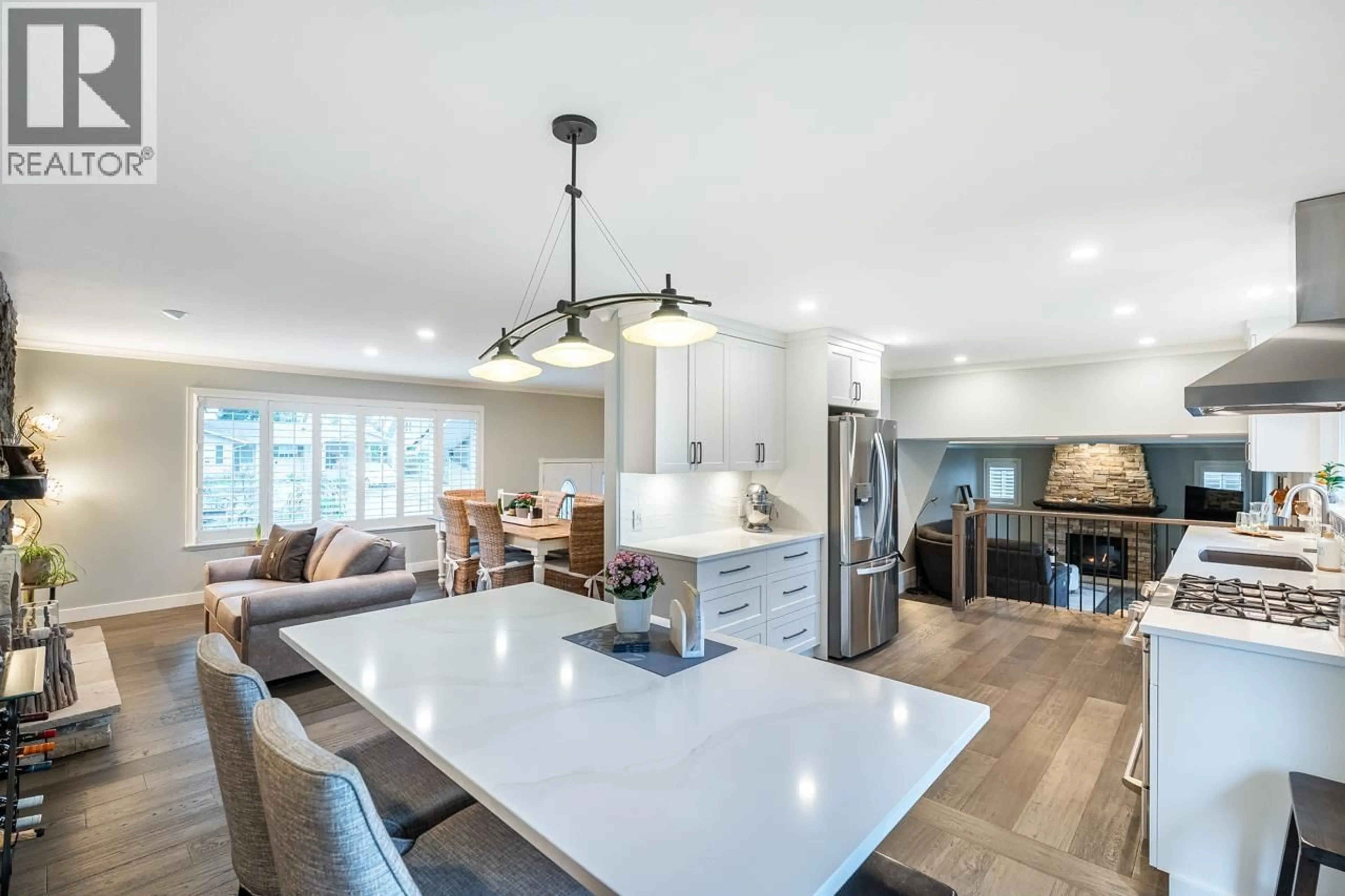 Open concept kitchen, ceramic/tile floor for 18883 120 AVENUE, Pitt Meadows British Columbia V3Y1W5