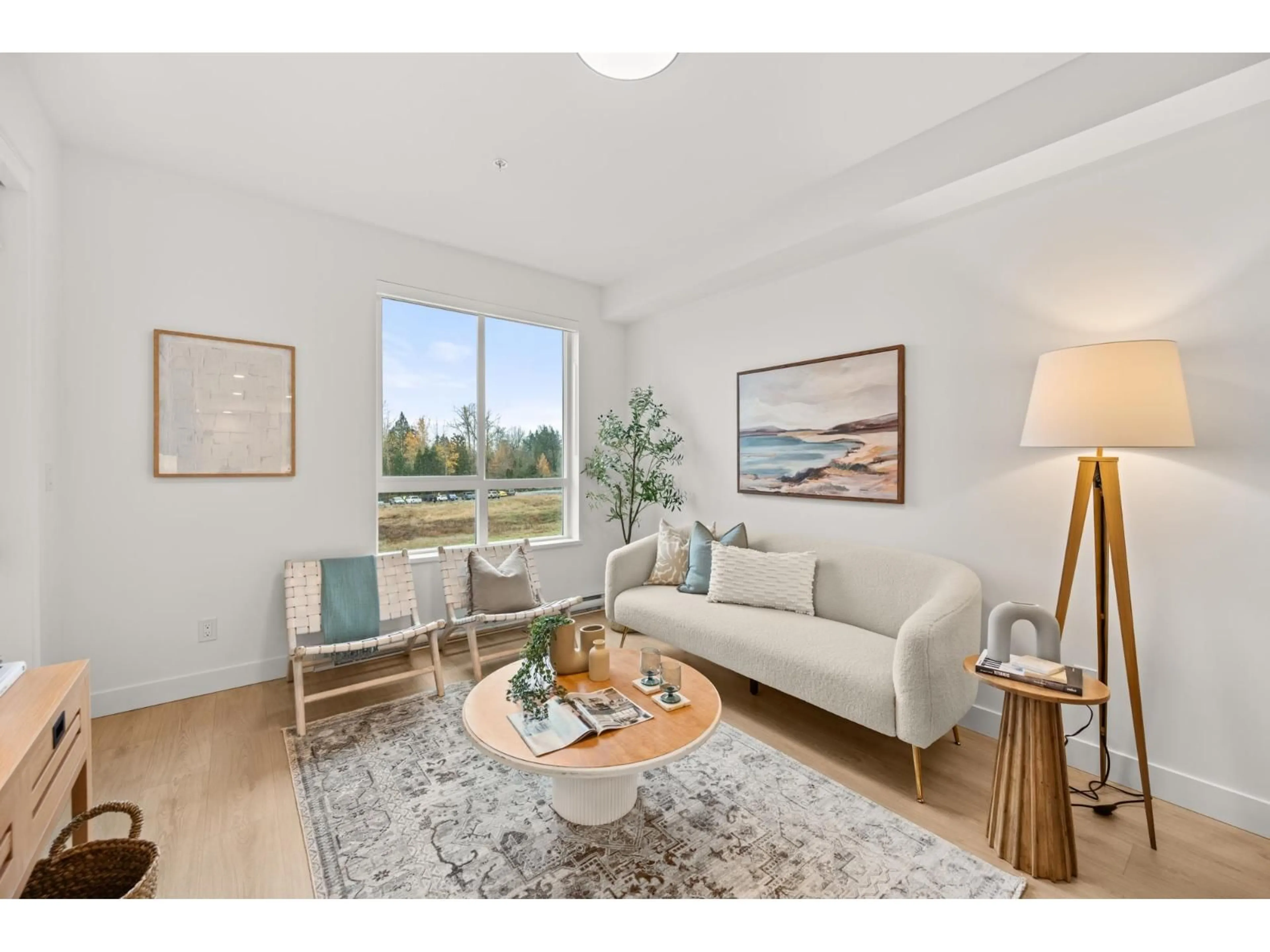 Living room with furniture, unknown for 107 - 19911 76 AVENUE, Langley British Columbia V2Y1S2