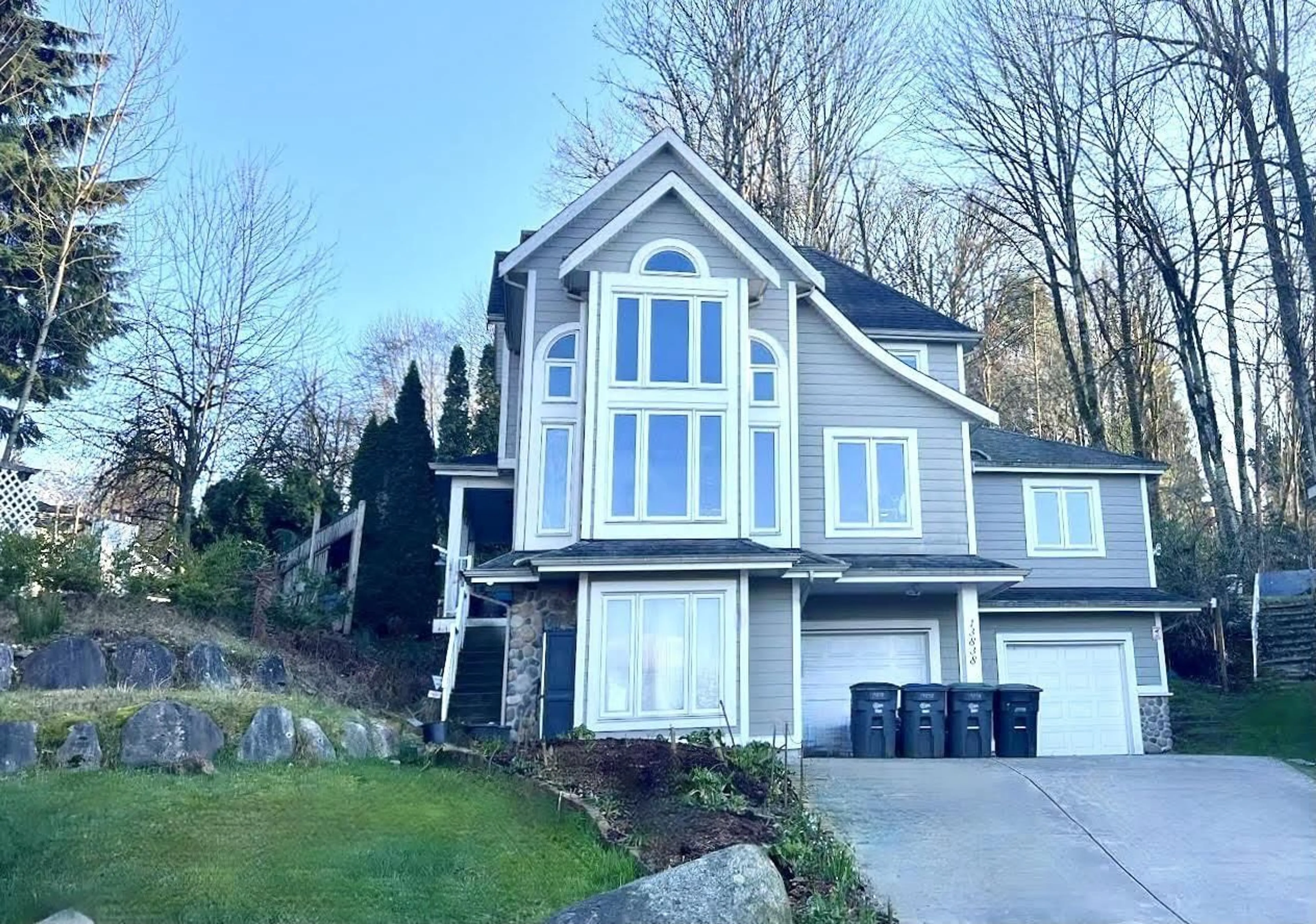 Home with vinyl exterior material, unknown for 13838 116 AVENUE, Surrey British Columbia V3R2T2