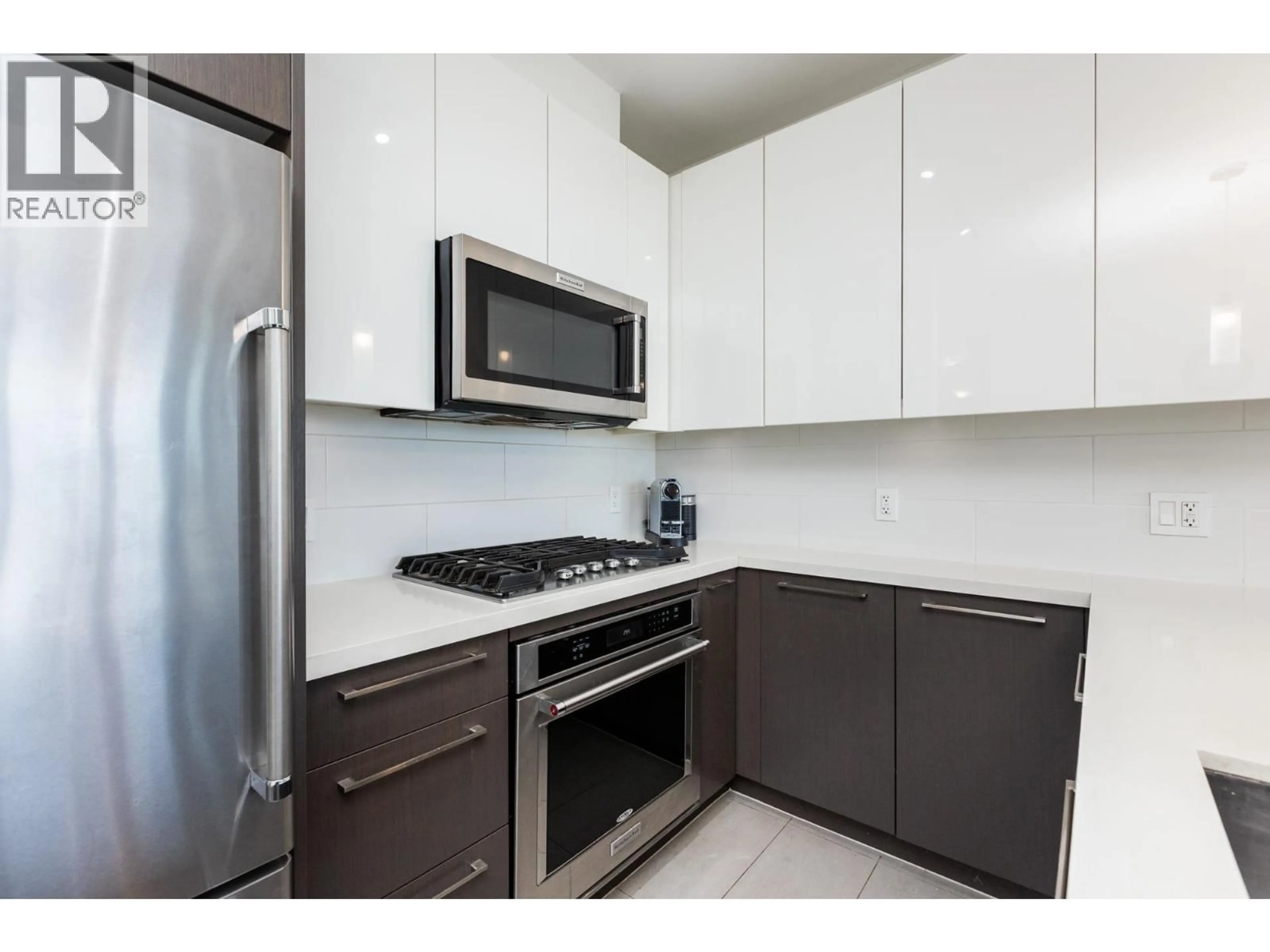Standard kitchen, ceramic/tile floor for 1111 - 271 FRANCIS WAY, New Westminster British Columbia V3L0H2