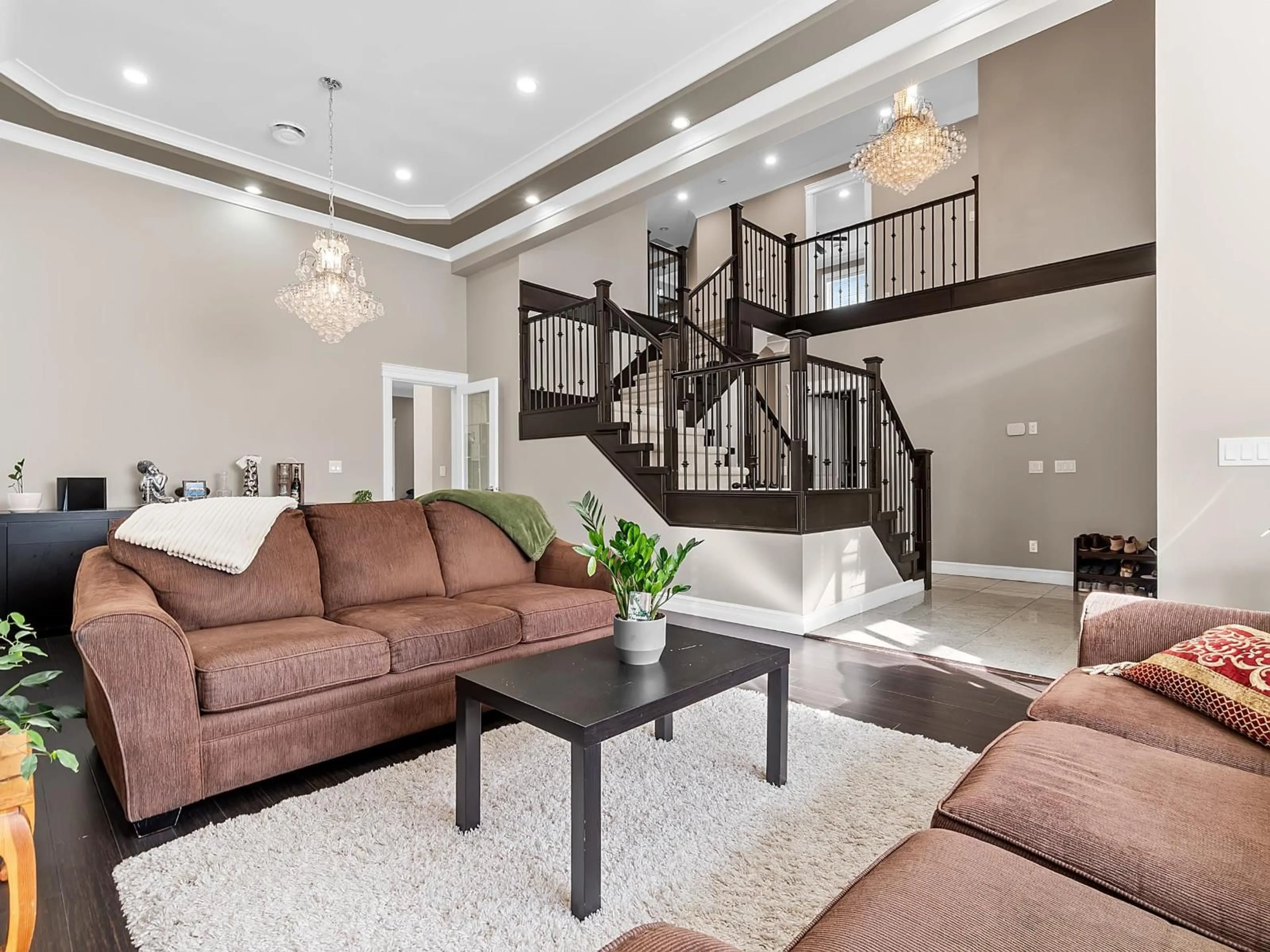 Living room with furniture, unknown for 11585 94 AVENUE, Delta British Columbia V4C2M8