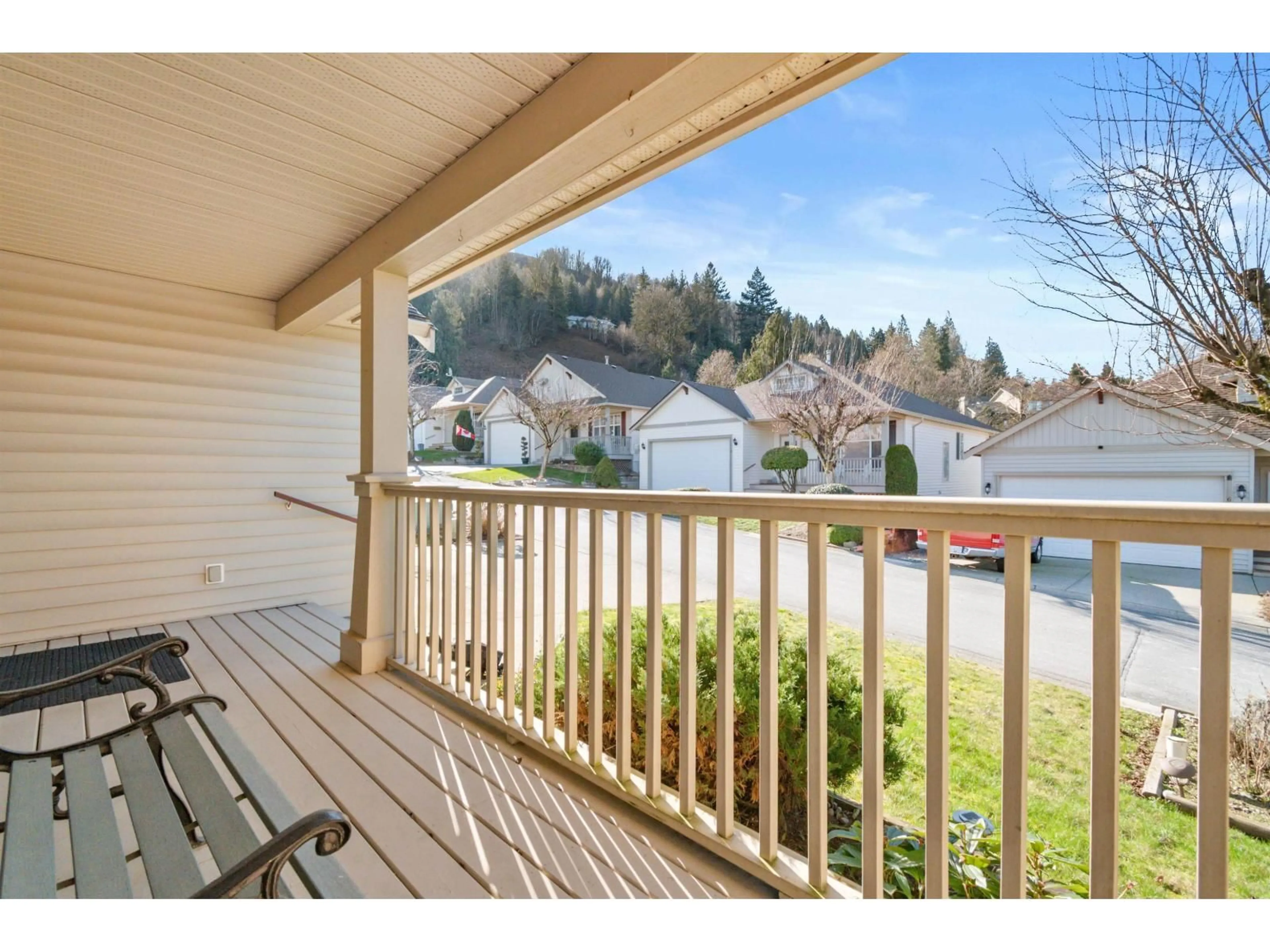 Patio, water/lake/river/ocean view for 11 - 43875 CHILLIWACK MOUNTAIN ROAD, Chilliwack British Columbia V2R5R6