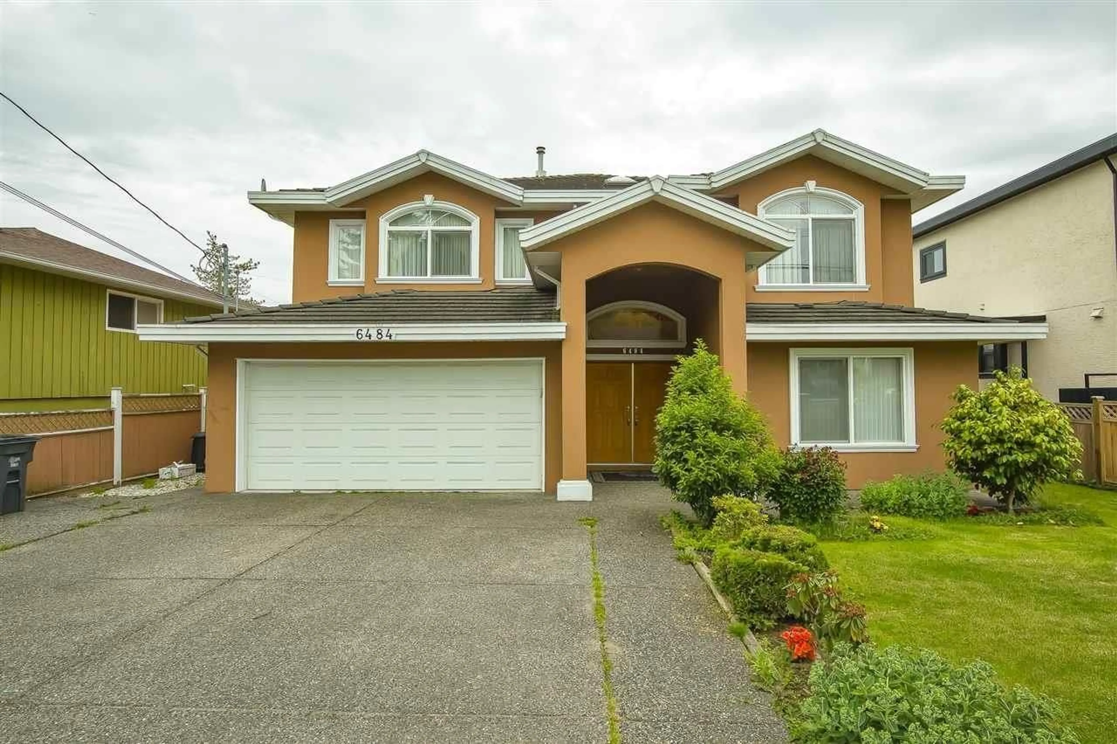Home with vinyl exterior material, street for 6484 134 STREET, Surrey British Columbia V3W4S2