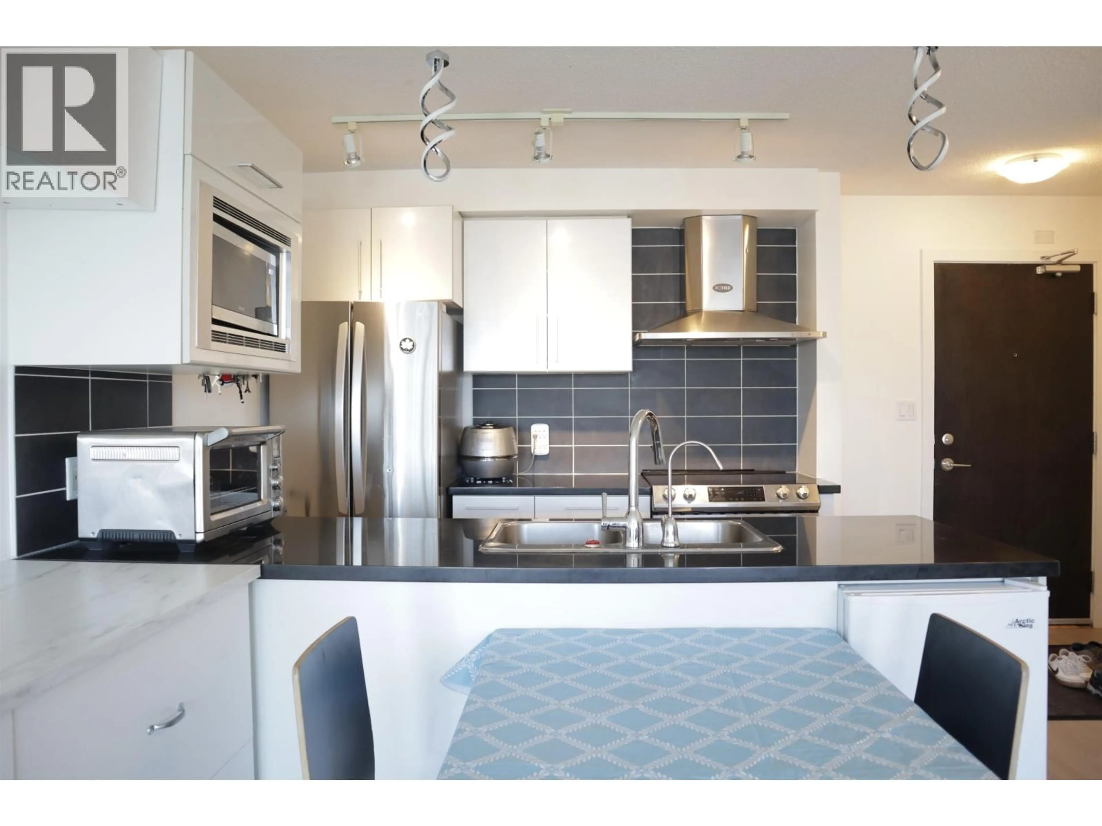 Contemporary kitchen, ceramic/tile floor for 2906 - 689 ABBOTT STREET, Vancouver British Columbia V6B0J2
