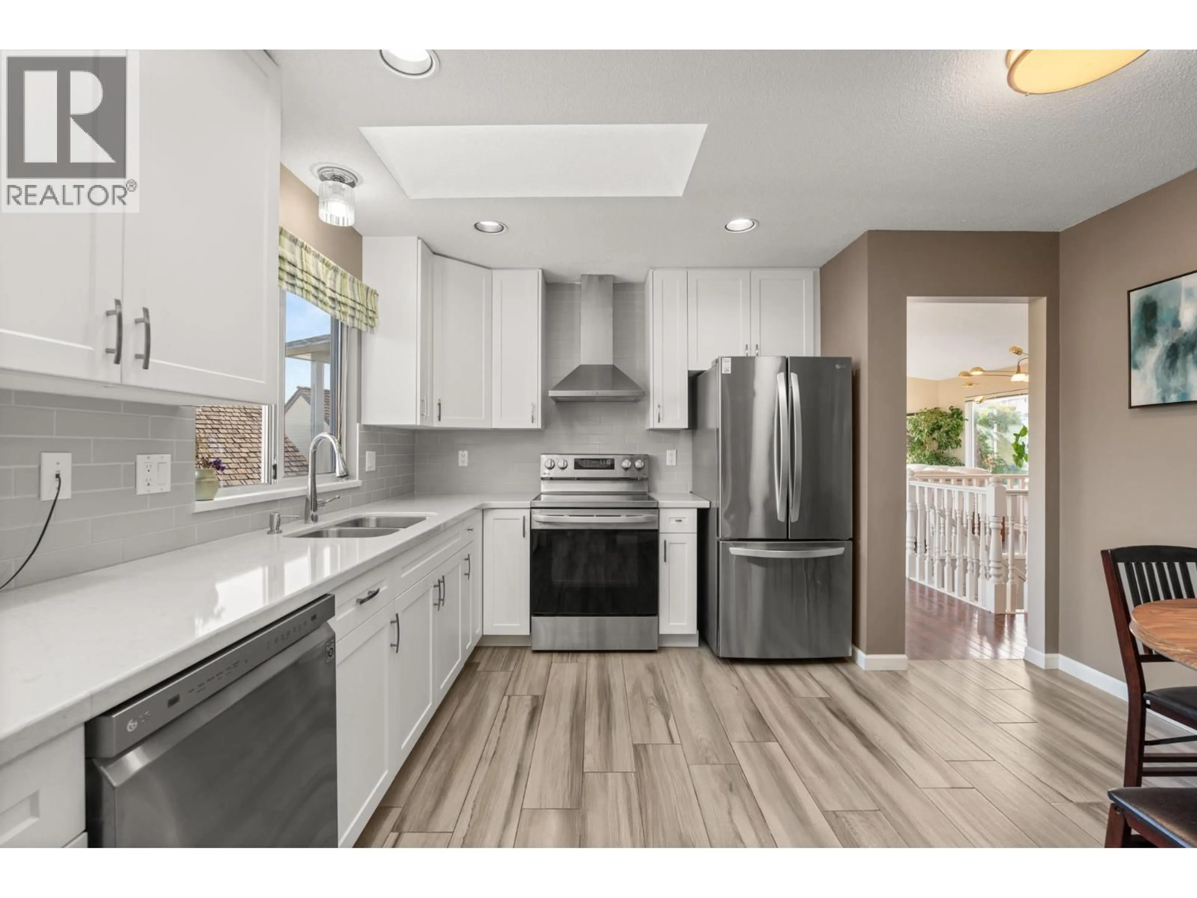 Open concept kitchen, unknown for 1480 VIEW CRESCENT, Delta British Columbia V4L2N3