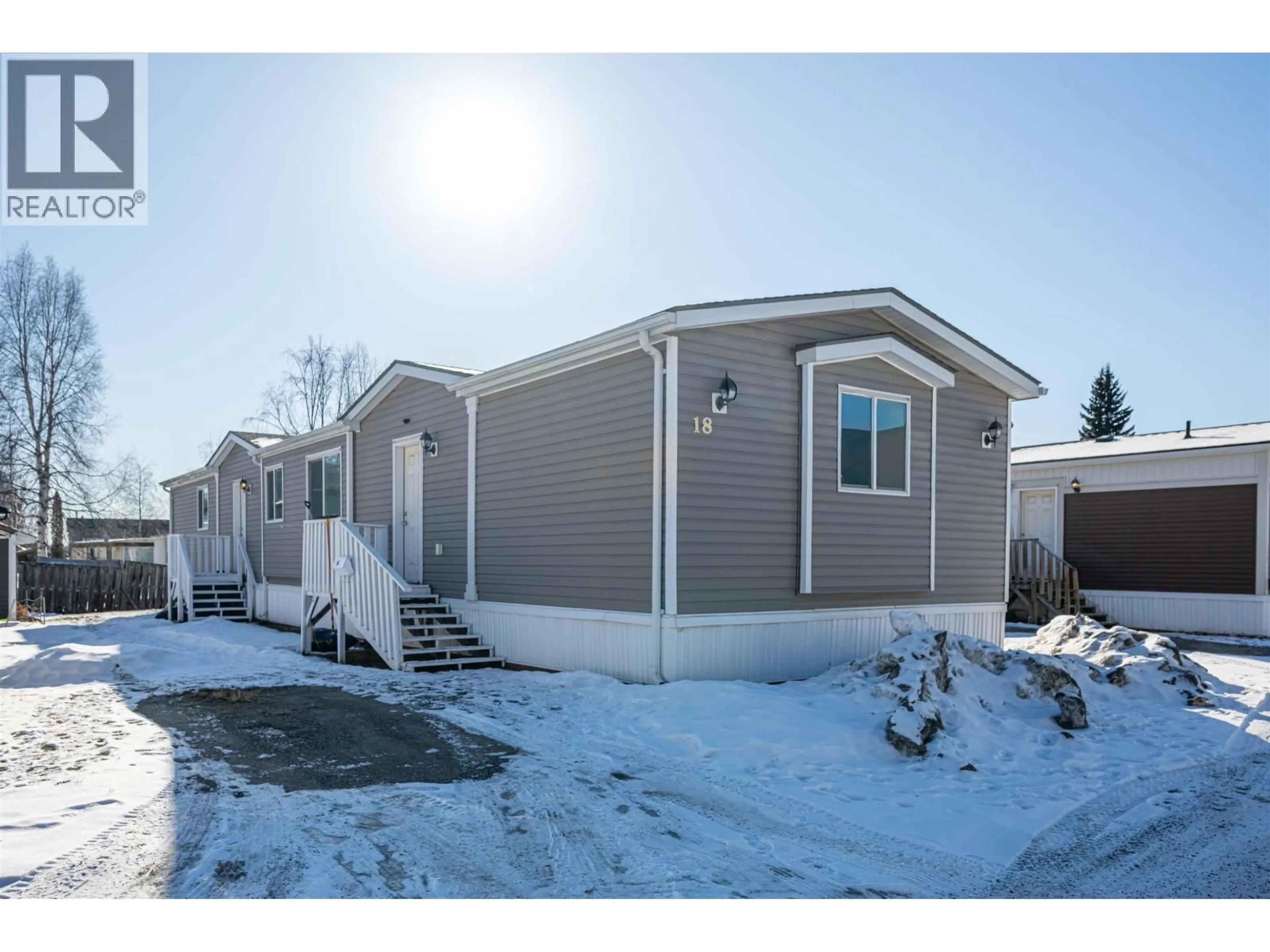 Home with vinyl exterior material, street for 18 - 5164 HART HIGHWAY, Prince George British Columbia V2K3A1